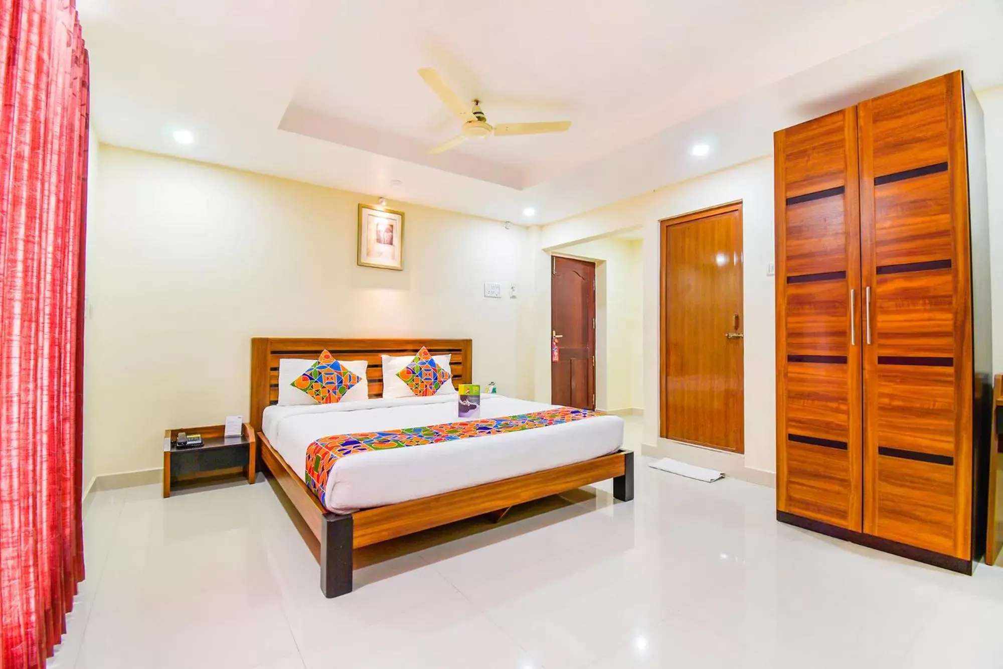 (Sanitized) Deluxe Room - single occupancy in FabHotel Sri Krishna Residency Airport (Sanitized) Deluxe Room - single occupancy in FabHotel Sri Krishna Residency Airport