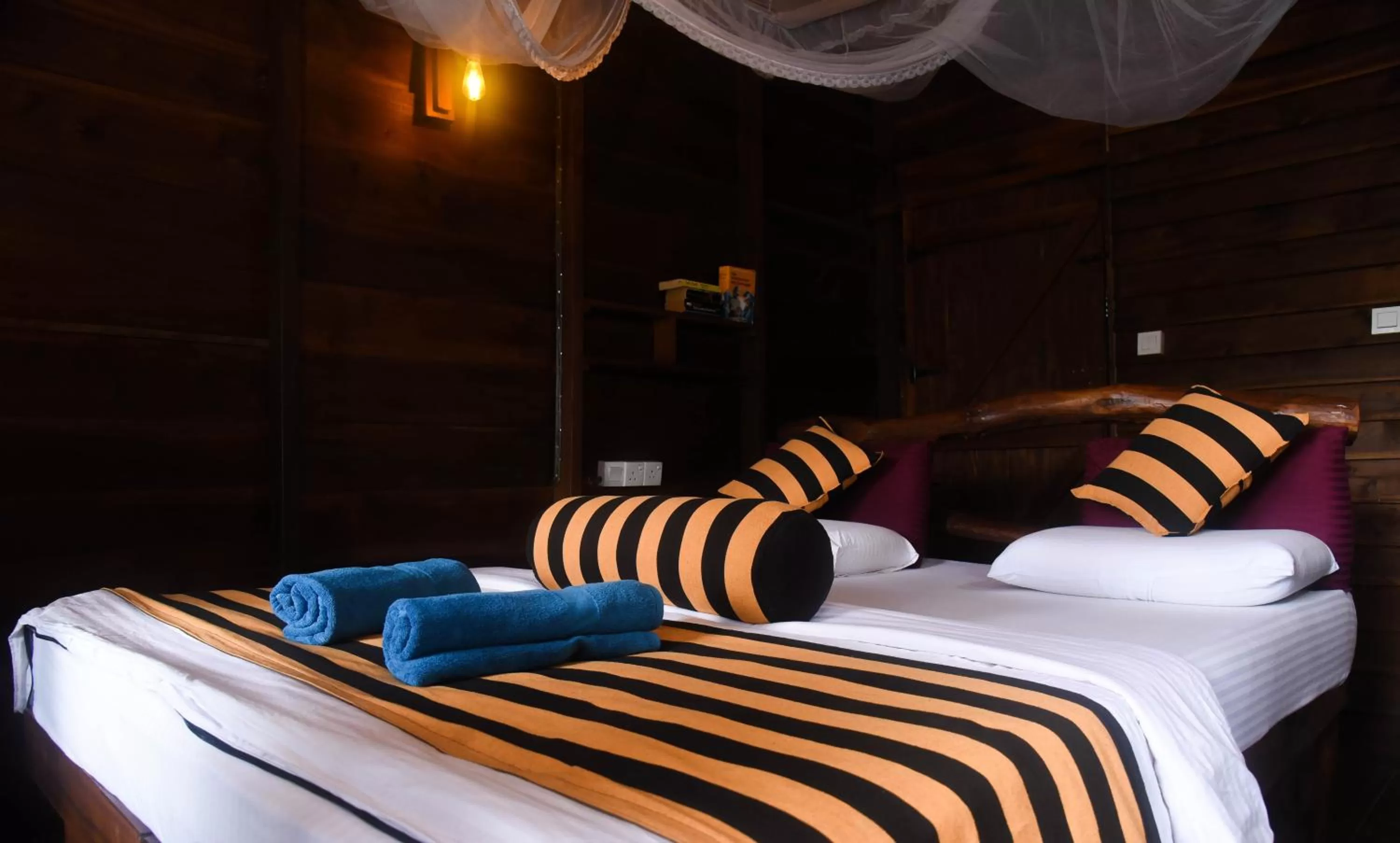 Bed in Madushanka Resort
