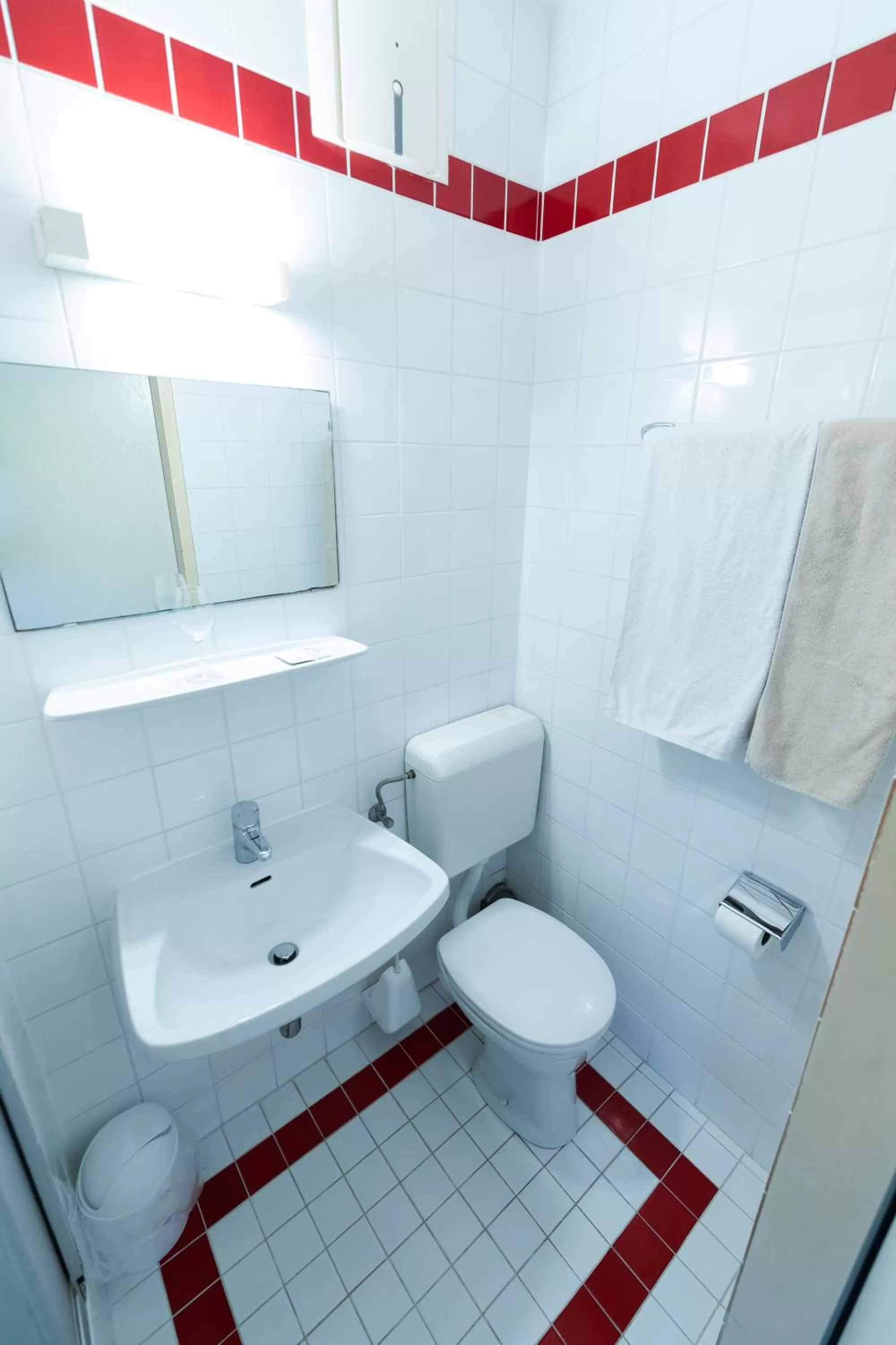 Bathroom in Hotel Am Limes