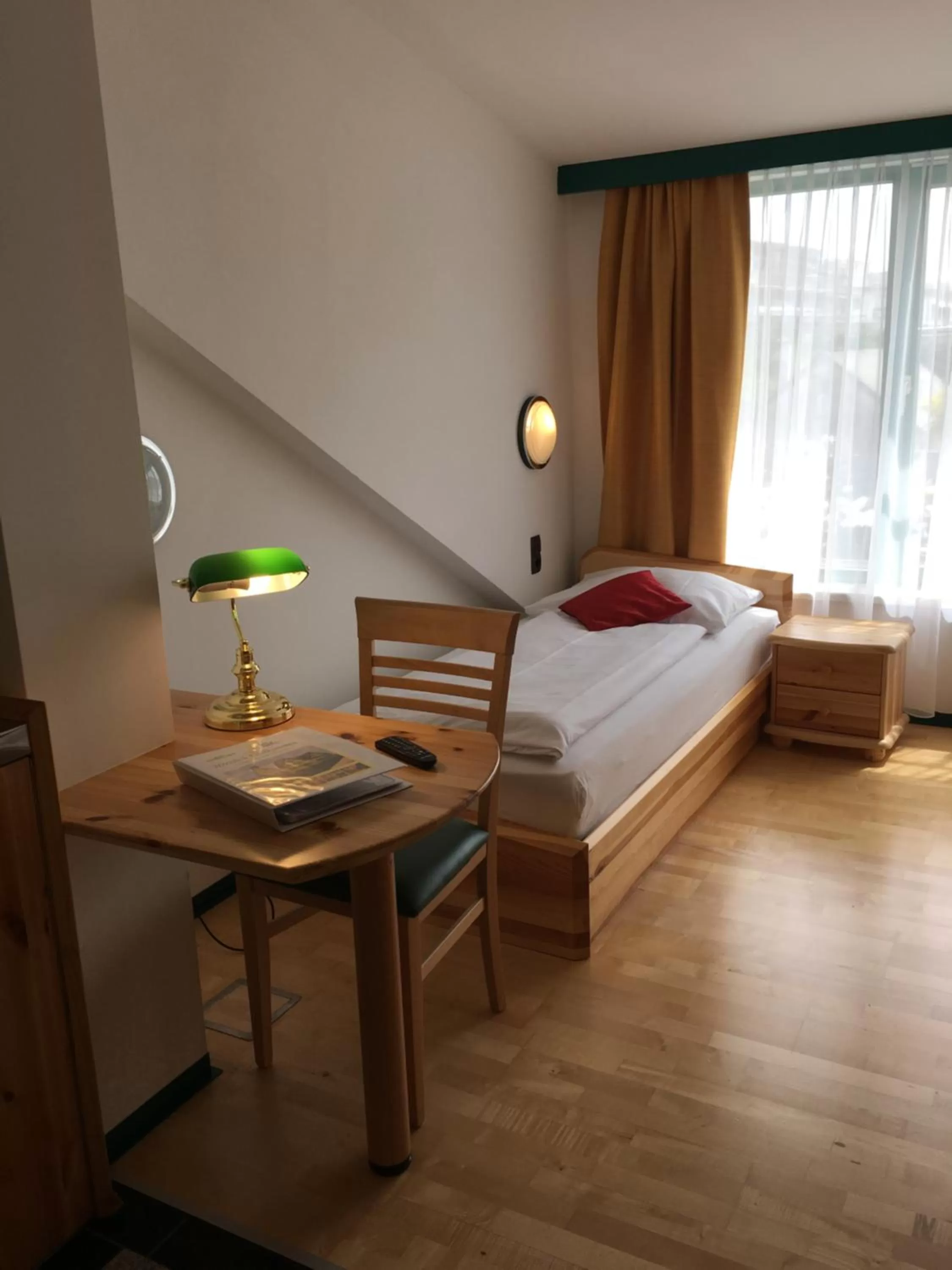 Photo of the whole room, Bed in Hotel Asperner Löwe