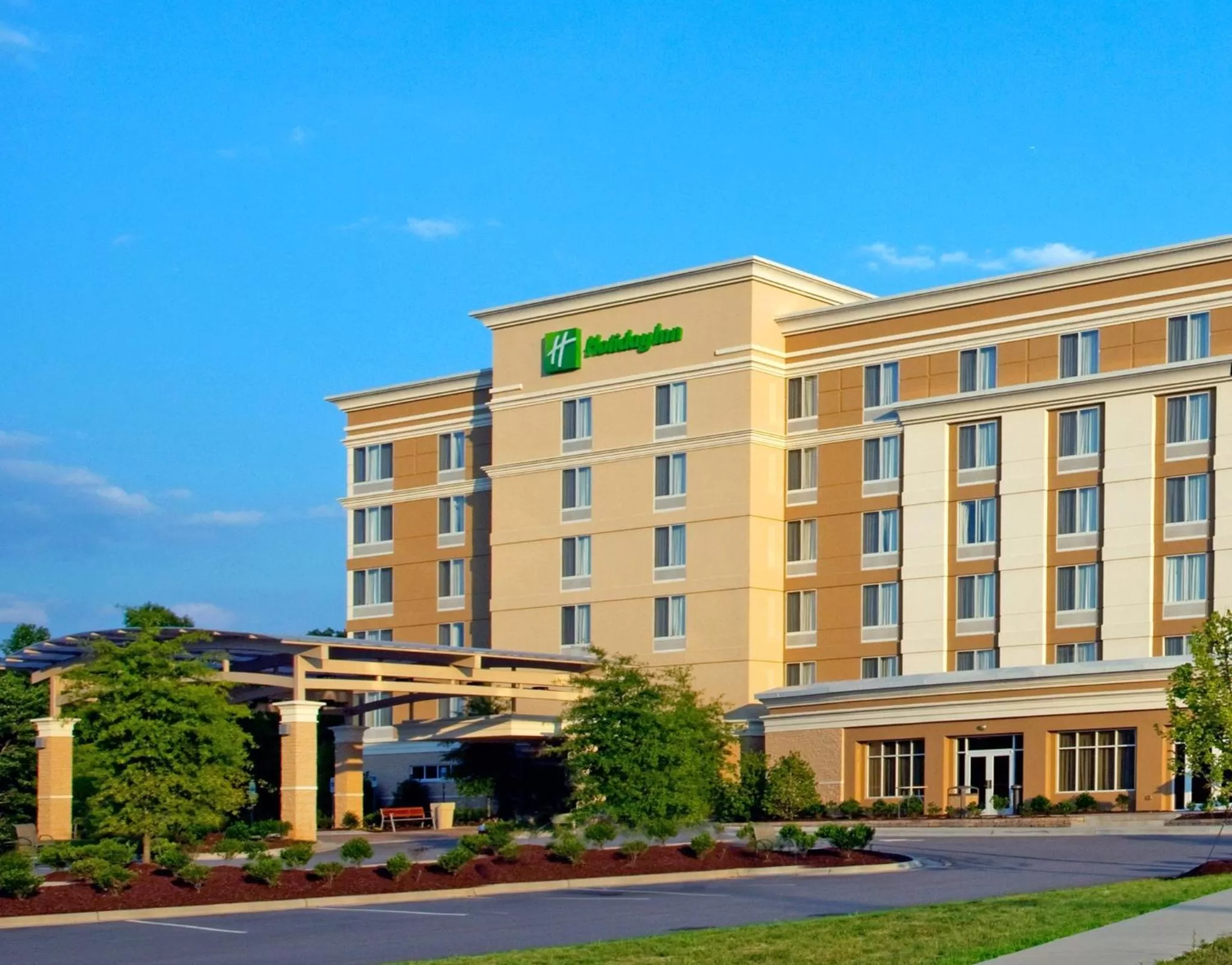 Property building in Holiday Inn Raleigh Durham Airport by IHG