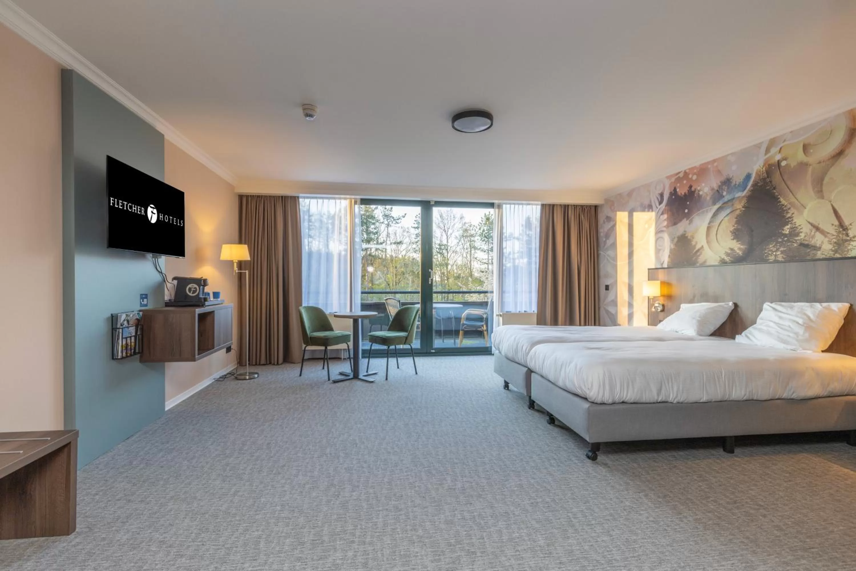 Bedroom, Bed in Fletcher Familiehotel De Hunzebergen