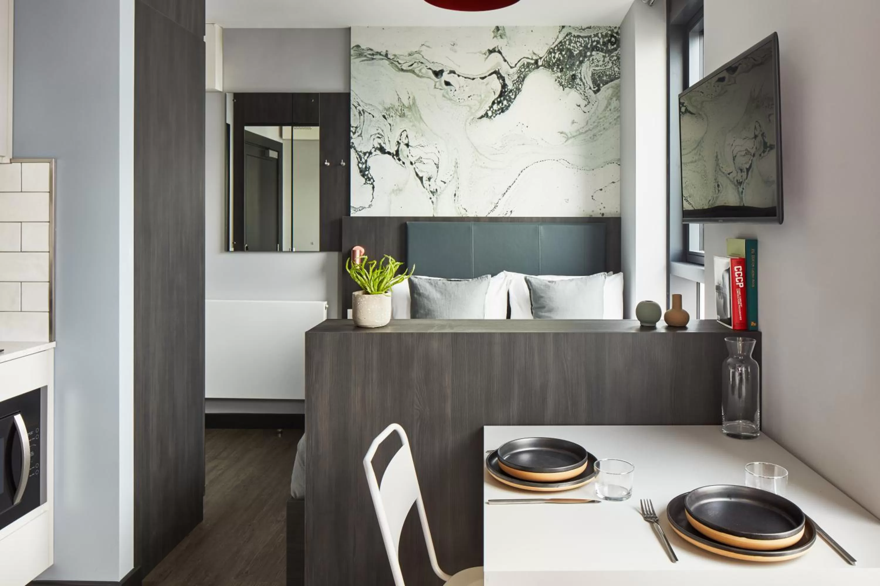 Dining area in ARK Canary Wharf