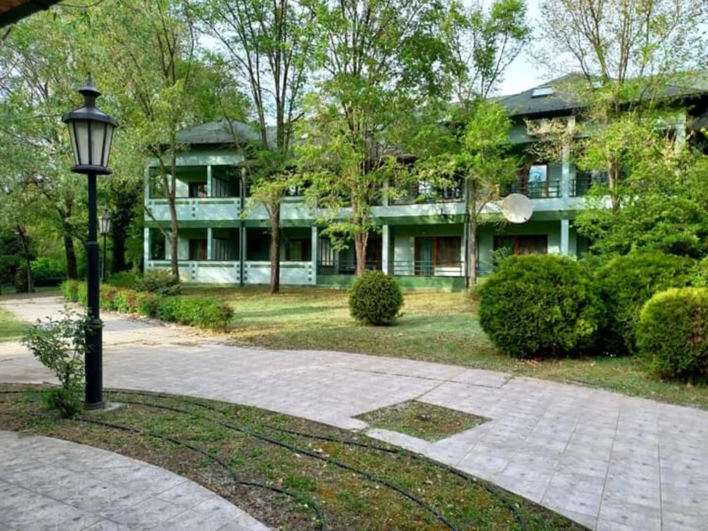 Property Building in Garni Hotel Lupus