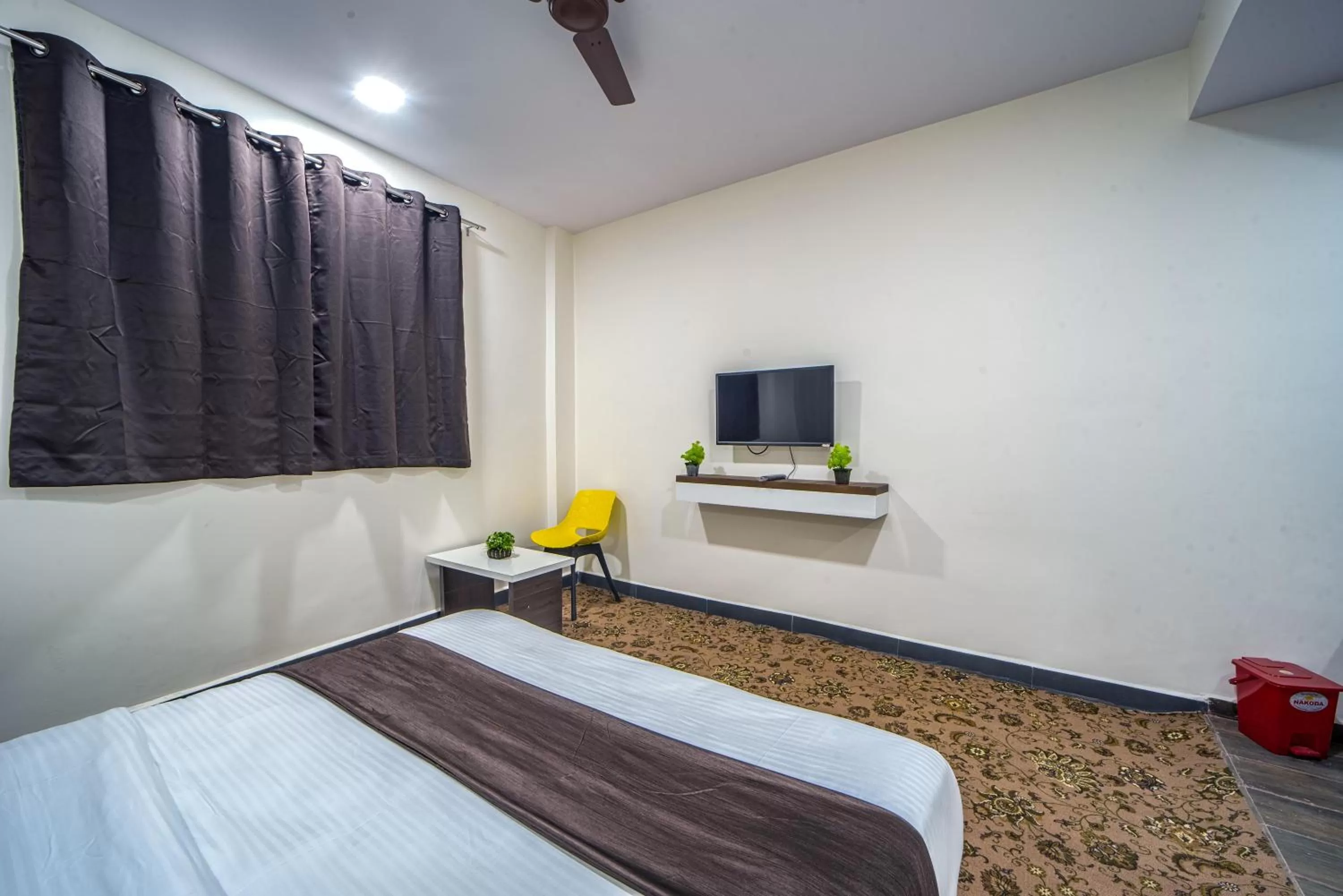 Bedroom, Bed in Hotel Jurkis, Kolhapur