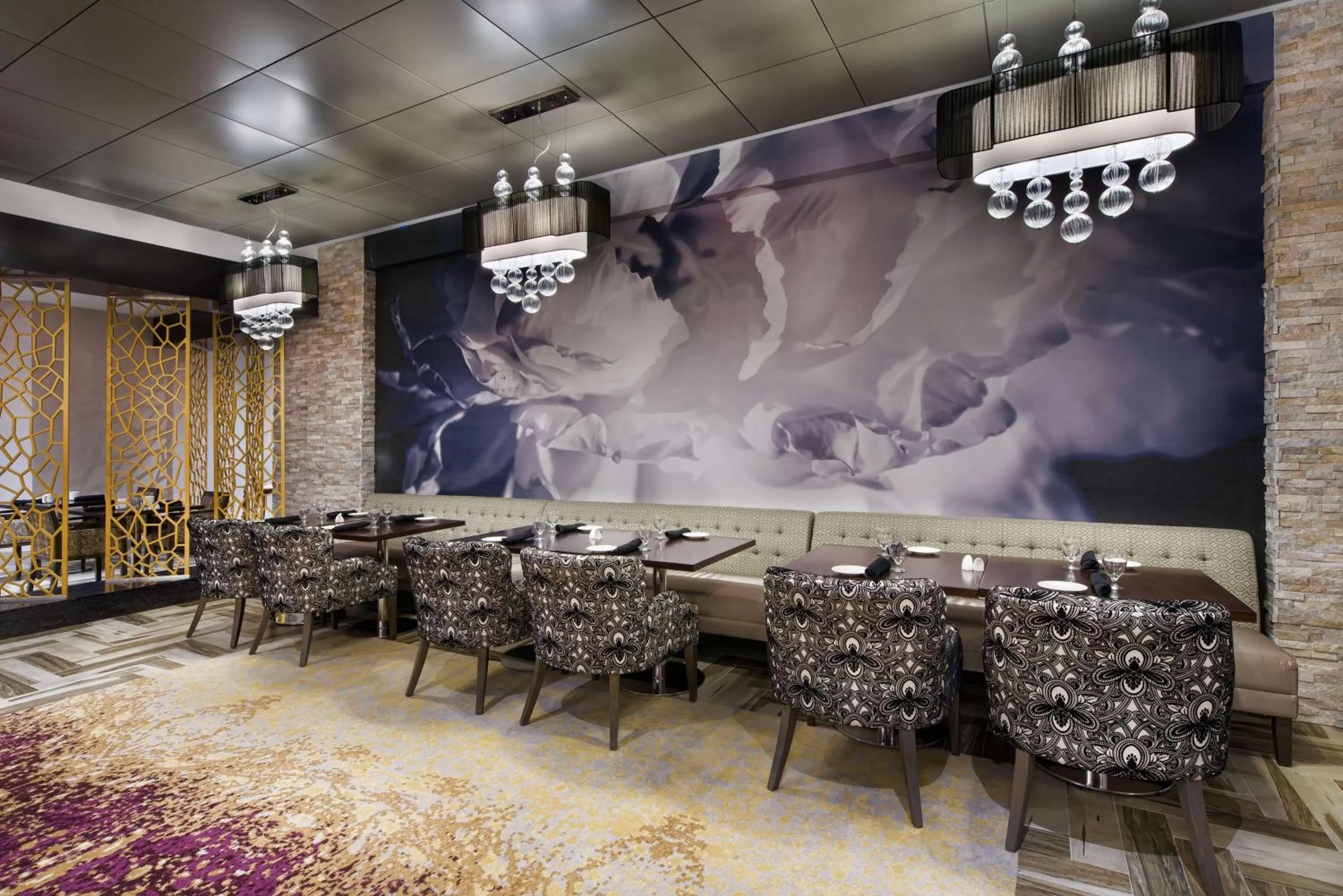 Restaurant/places to eat in DoubleTree by Hilton Orlando East - UCF Area