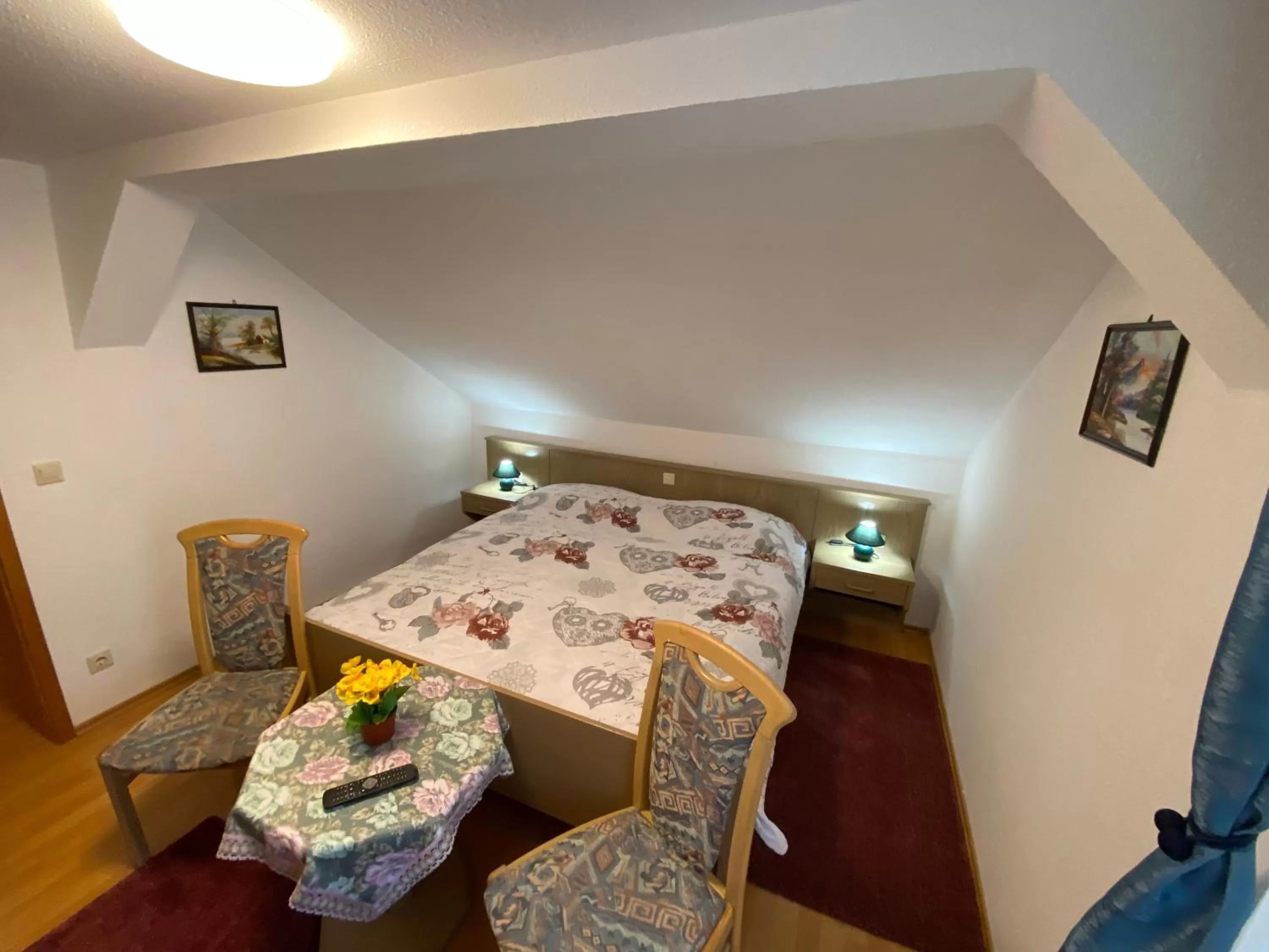 Bed in Hotel Bielatal