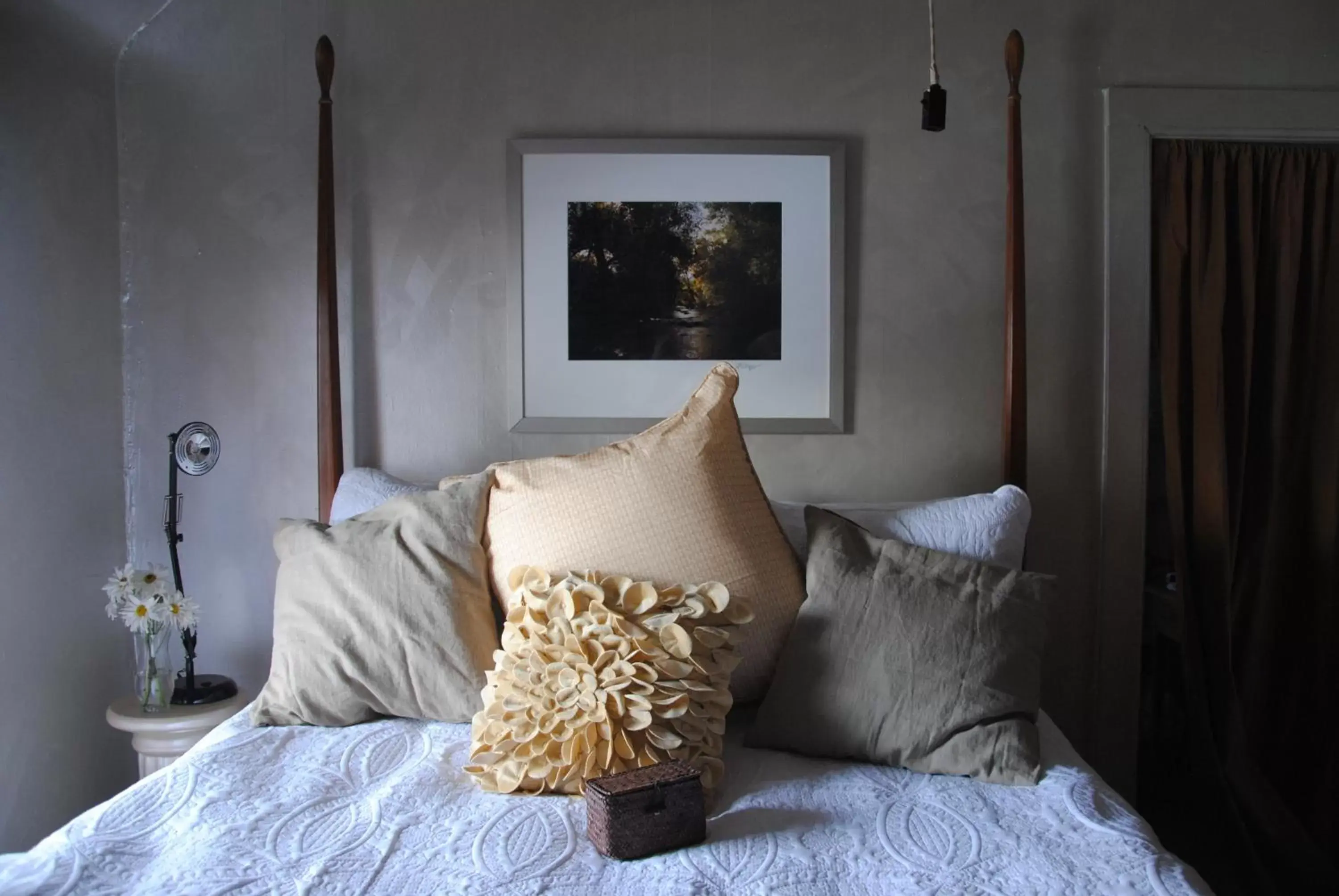 Double Room in Off Broadway B & B Double Room in Off Broadway B & B