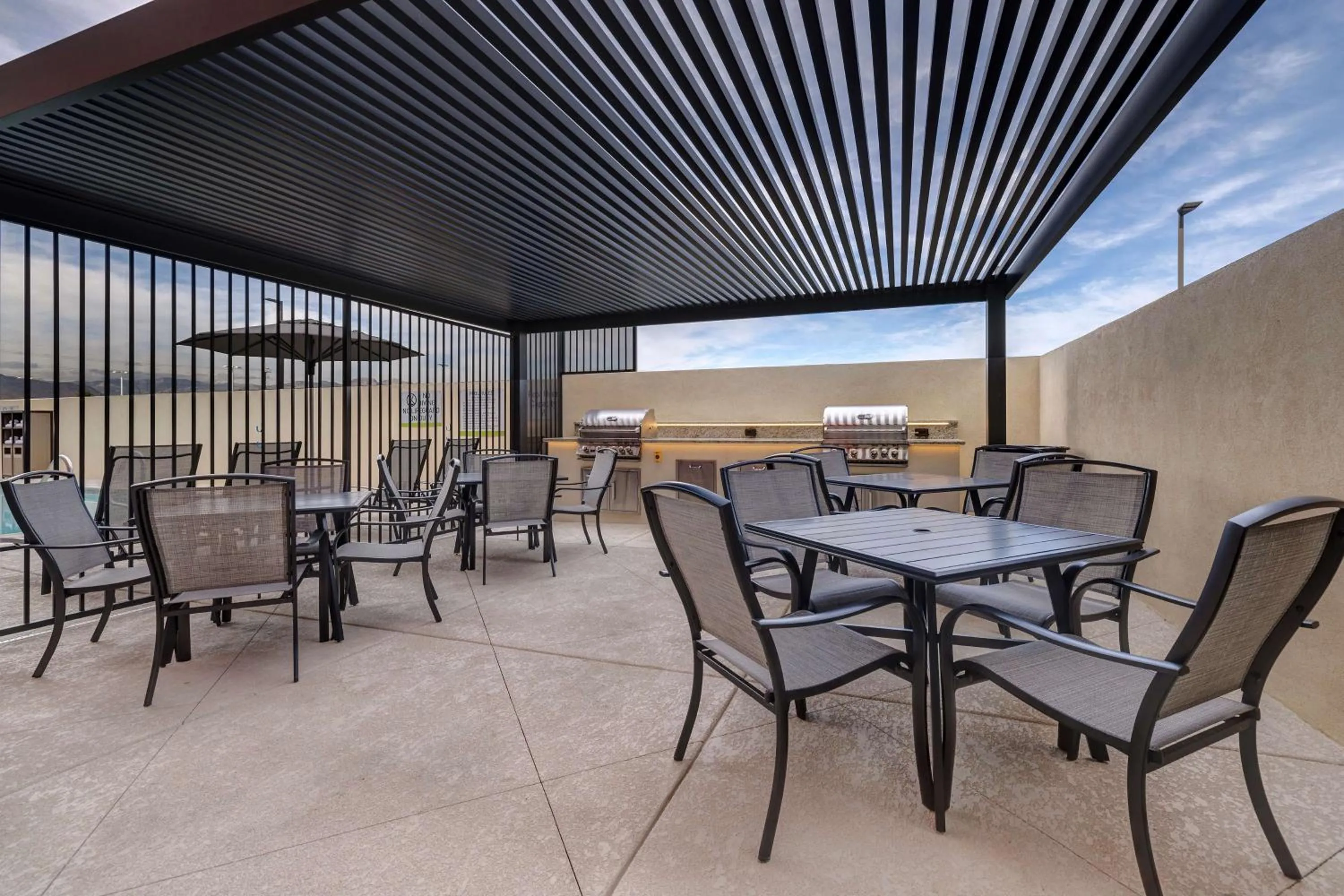 Patio in Home2 Suites By Hilton Las Vegas Southwest I-215 Curve