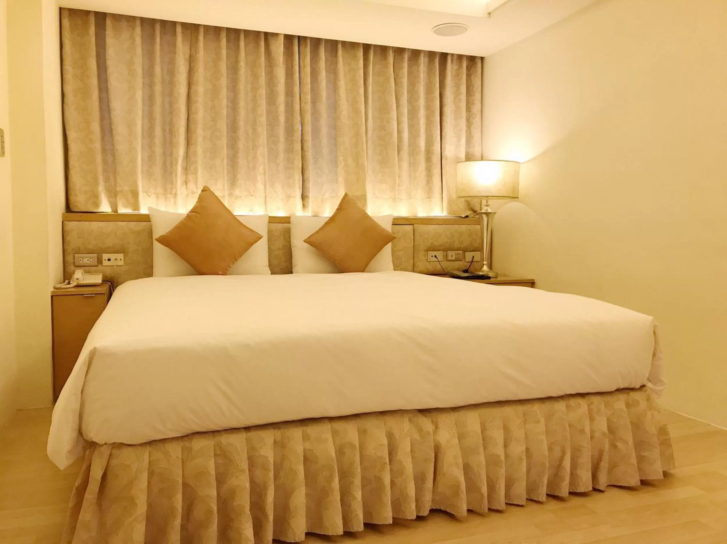 bunk bed, Bed in Shin Yuan Celeb Metro Hotel