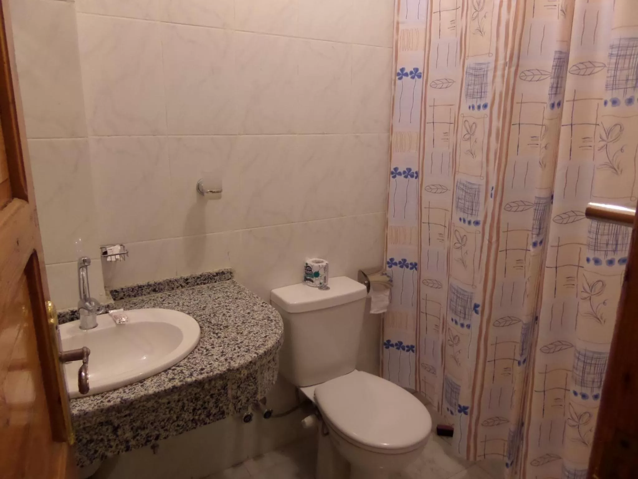 Bathroom in Amon Hotel