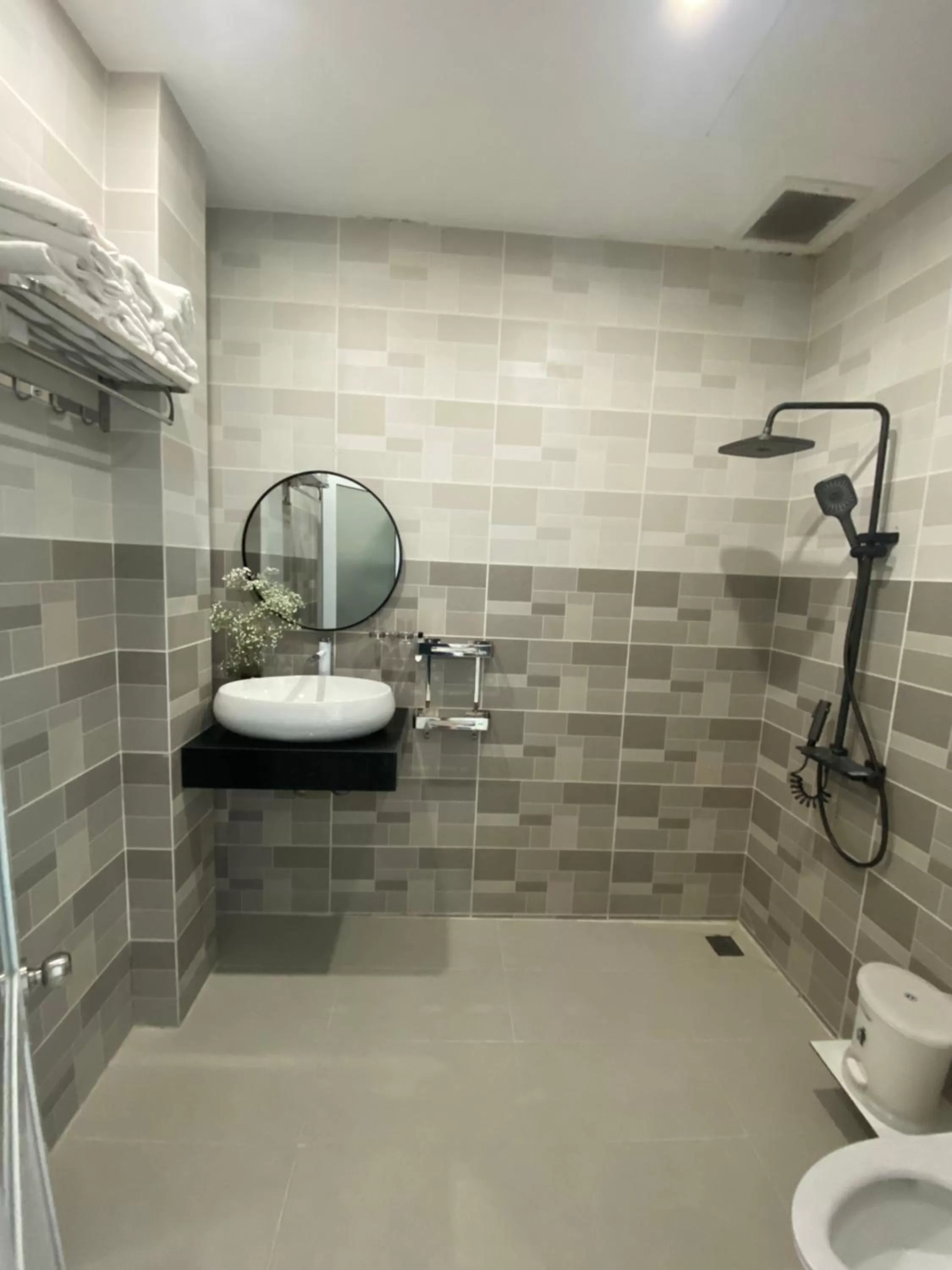 Bathroom in Khách sạn Anh Tuấn