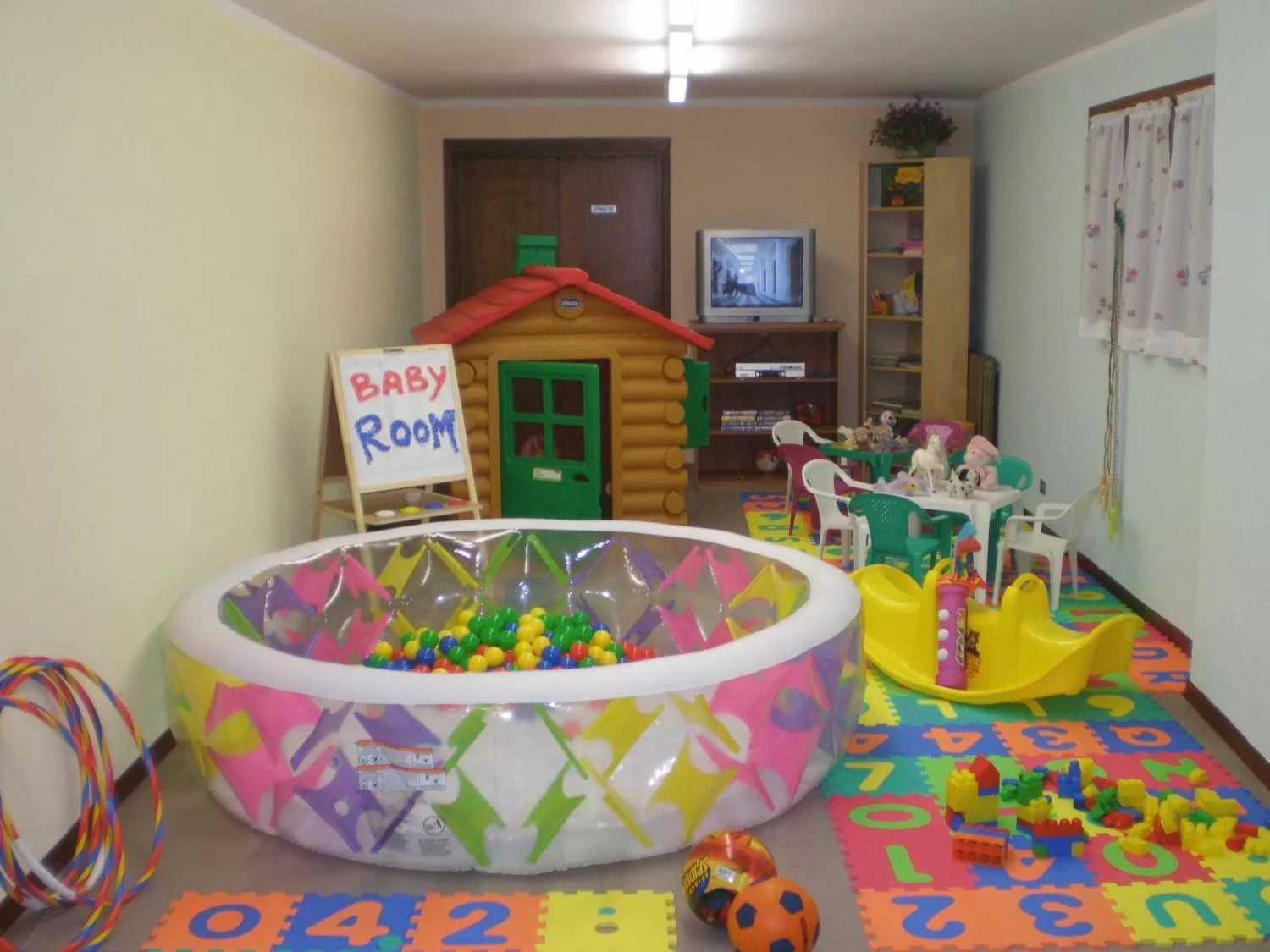 Decorative detail in Hotel Residence La Rosa