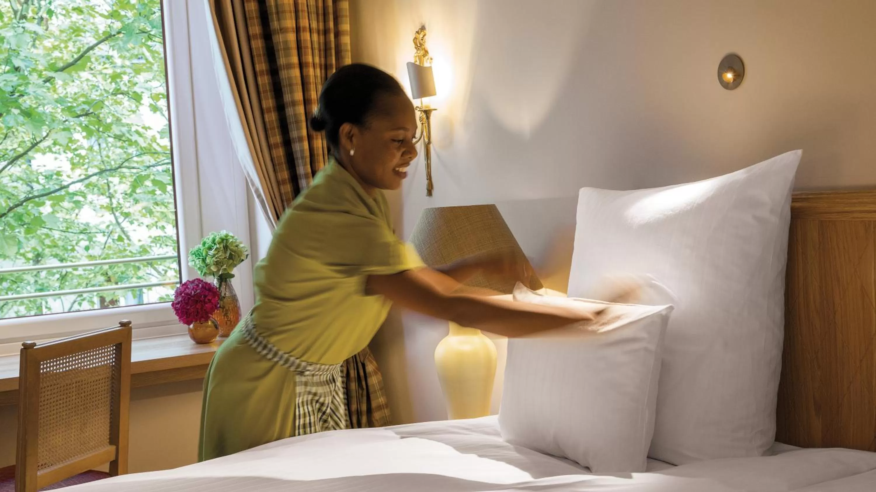 Staff, Bed in Excelsior by Geisel