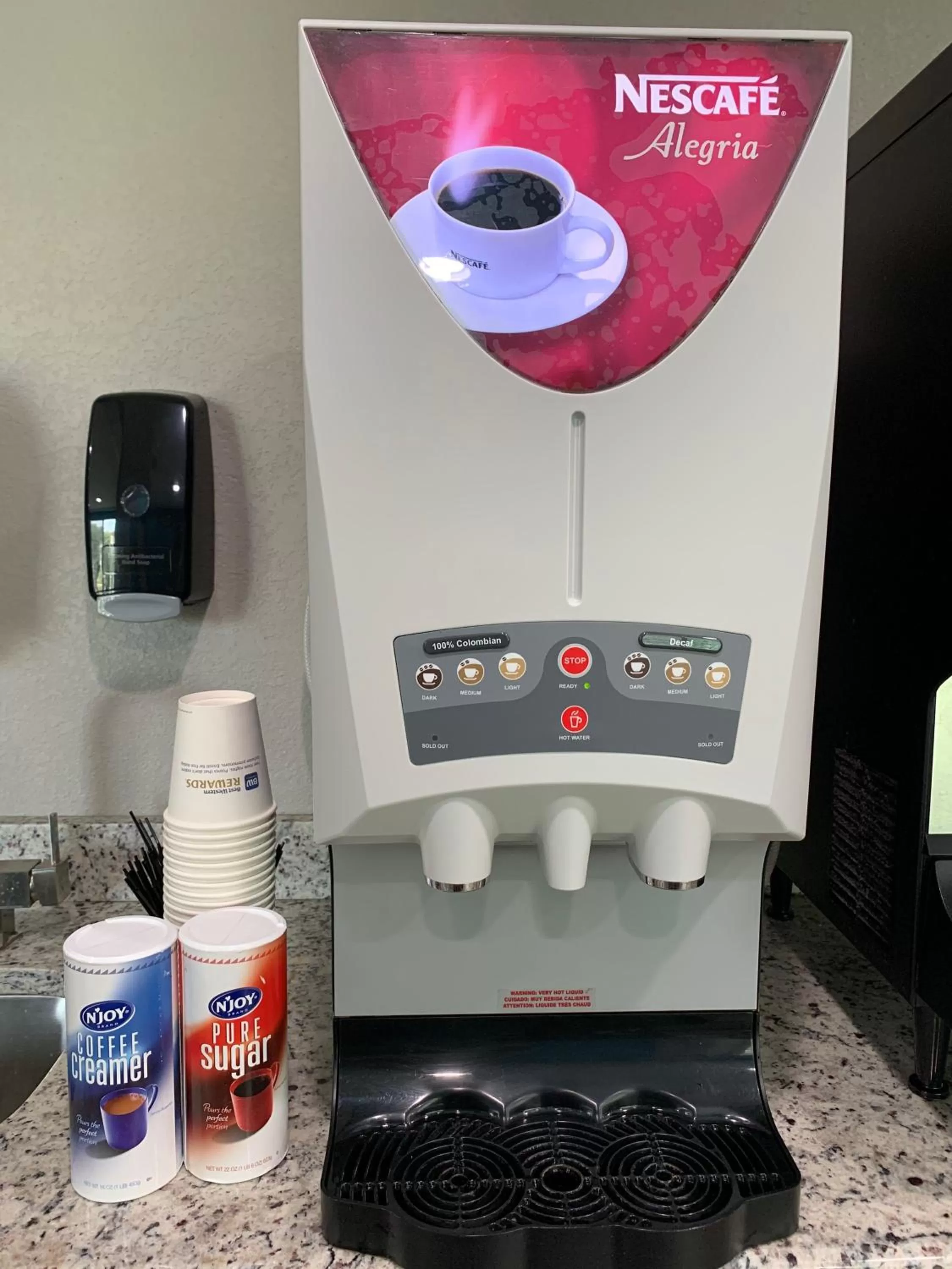 Restaurant/places to eat in Travelodge by Wyndham San Antonio Downtown Northeast