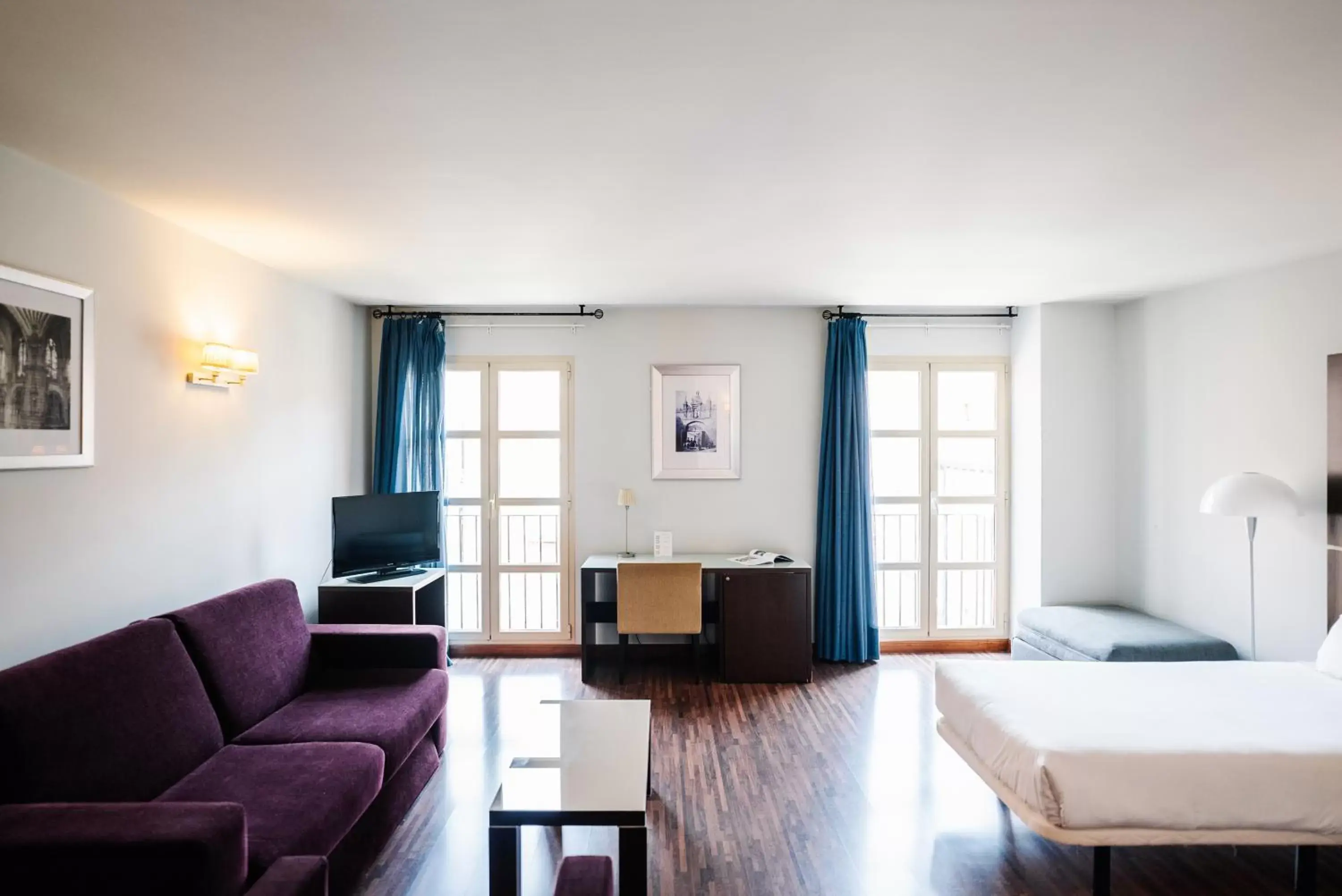 Twin Room in RICE Palacio de los Blasones Twin Room in RICE Palacio de los Blasones