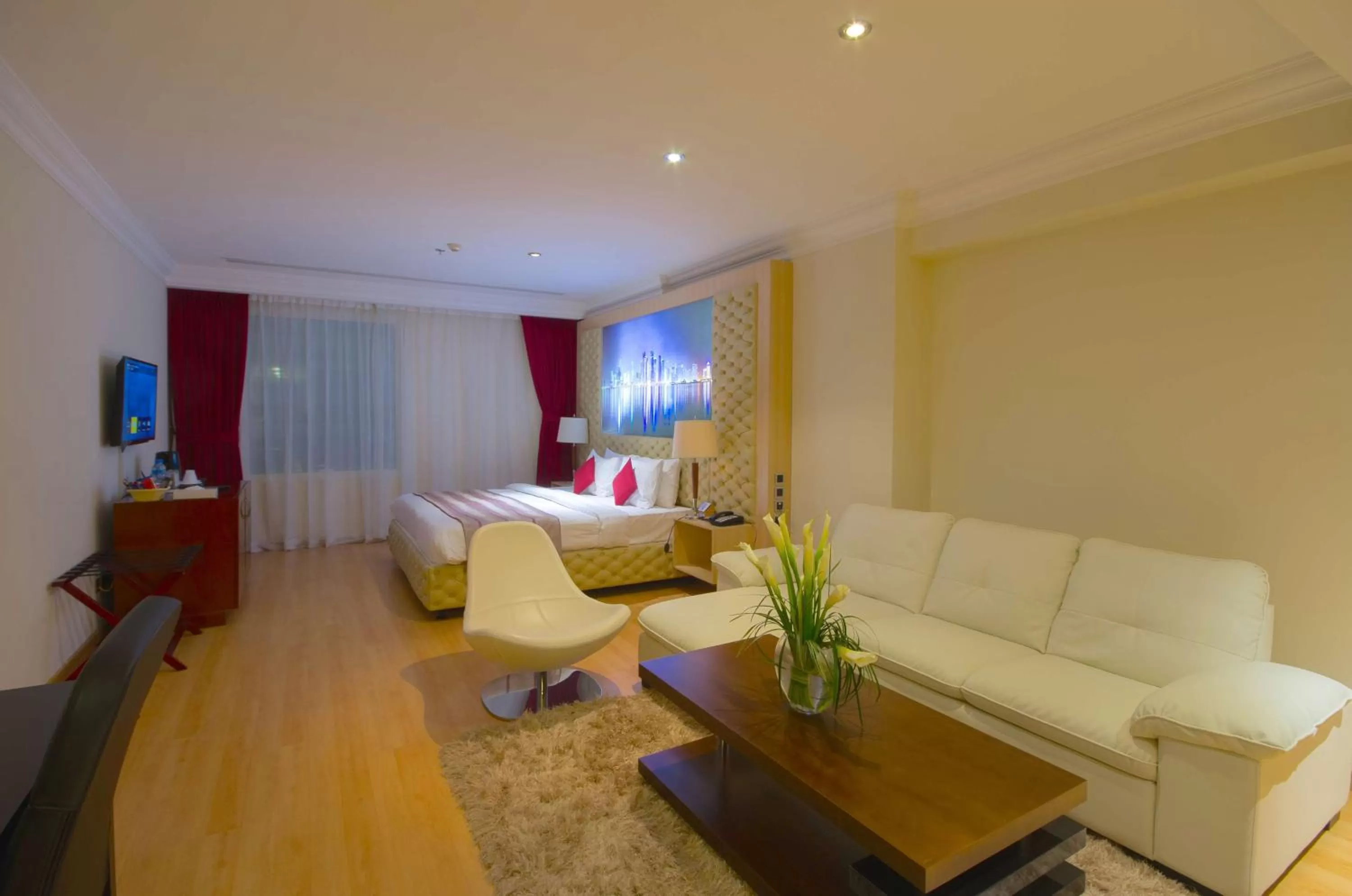 Junior King Suite in Best Western Plus Doha