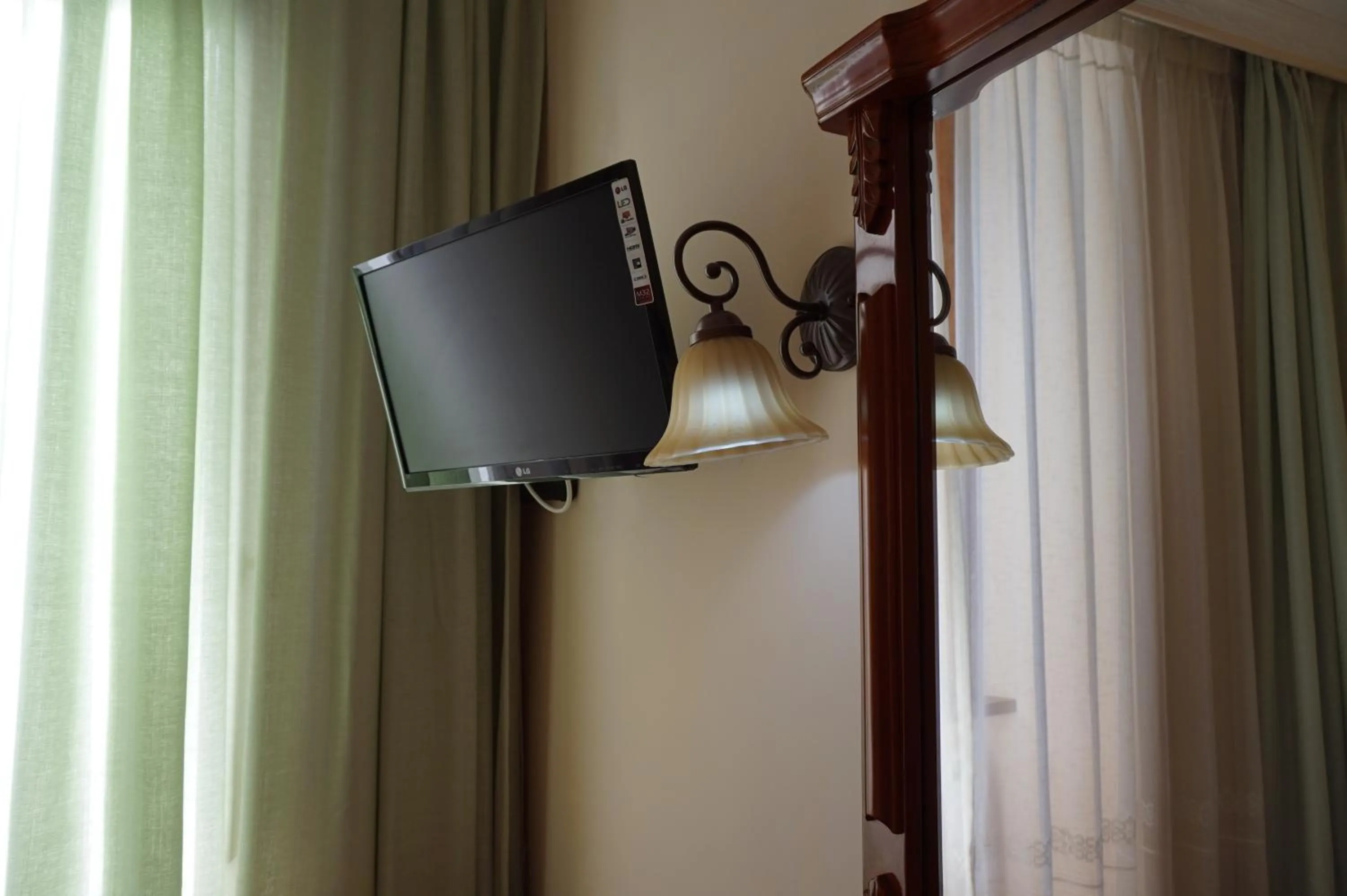 TV and multimedia in Hotel Filippo