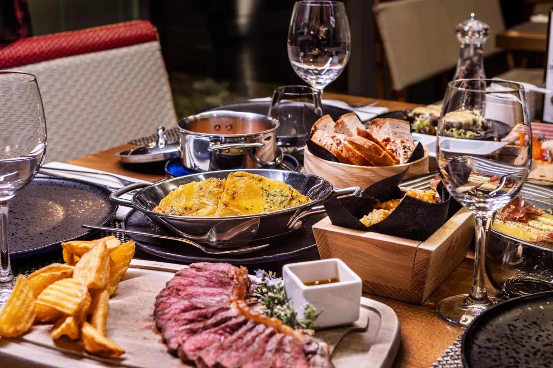 Restaurant/places to eat in Vidago Palace