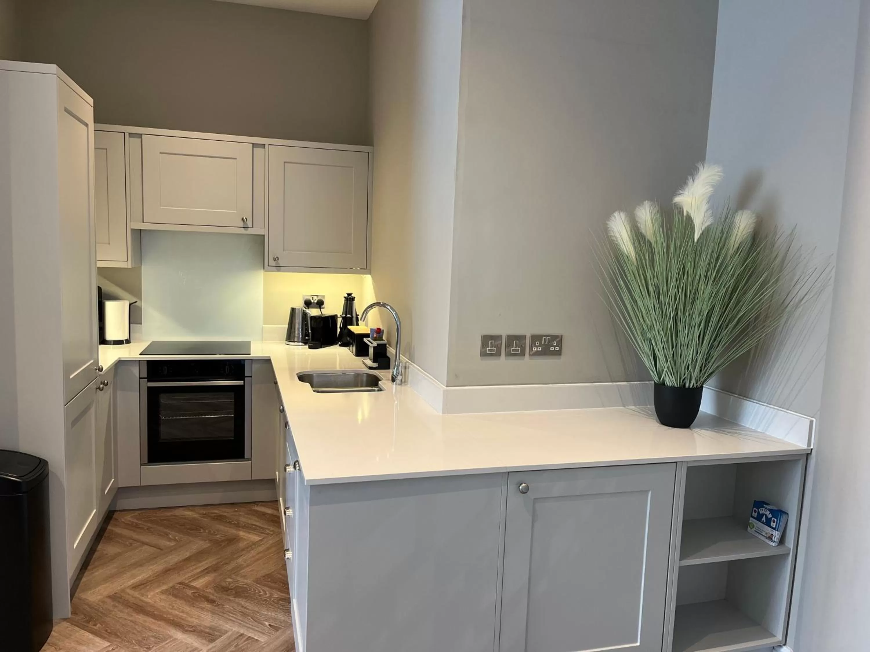 Coffee/tea facilities in Crown and Cushion Appleby