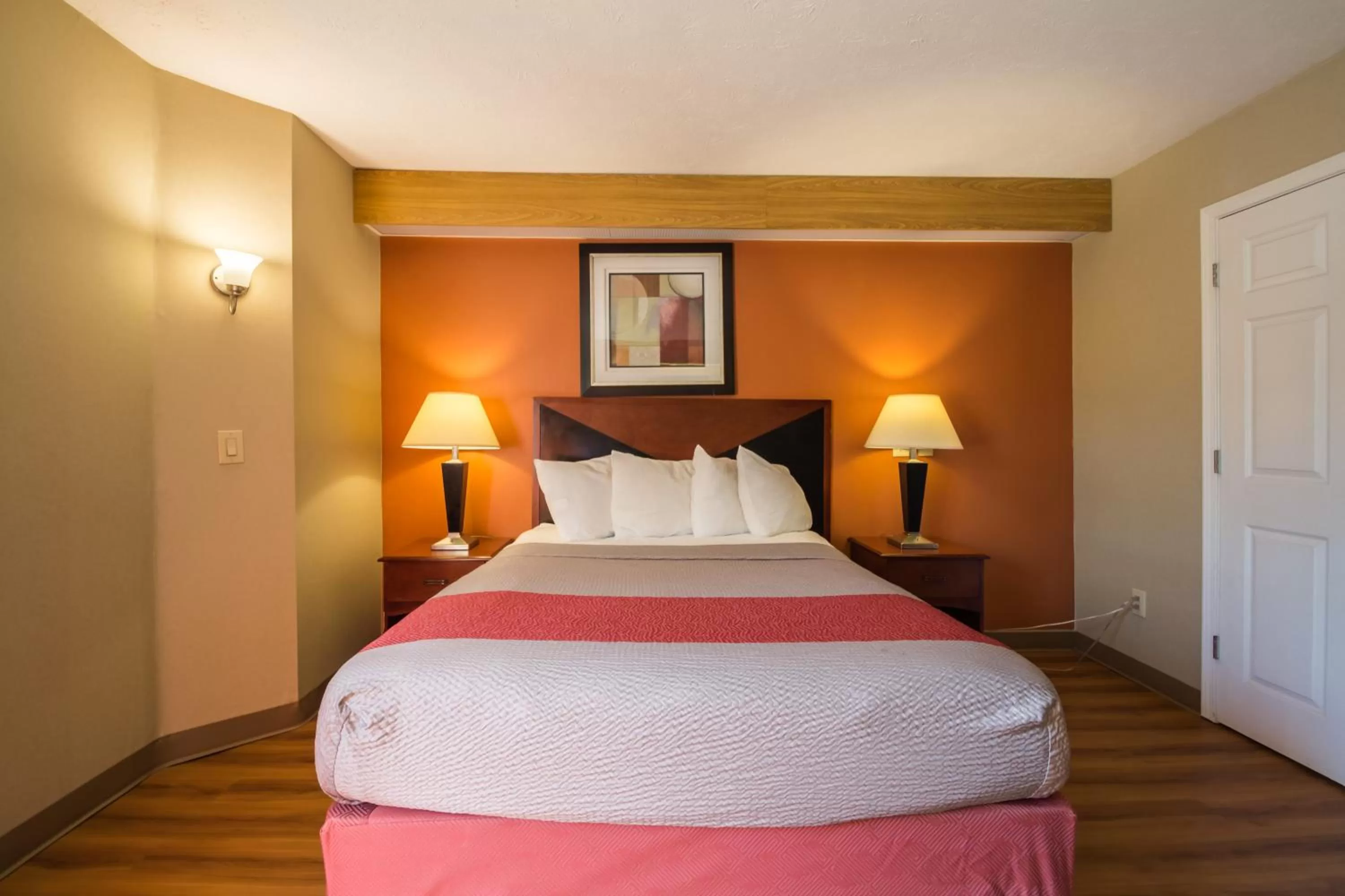 Bedroom, Bed in Motel 6-Indianapolis, IN - Airport