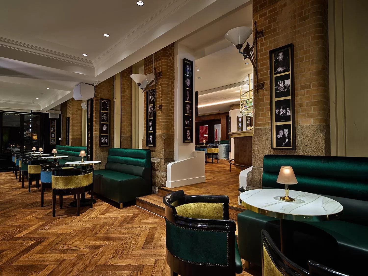 Lounge or bar in Clayton Hotel Amsterdam American
