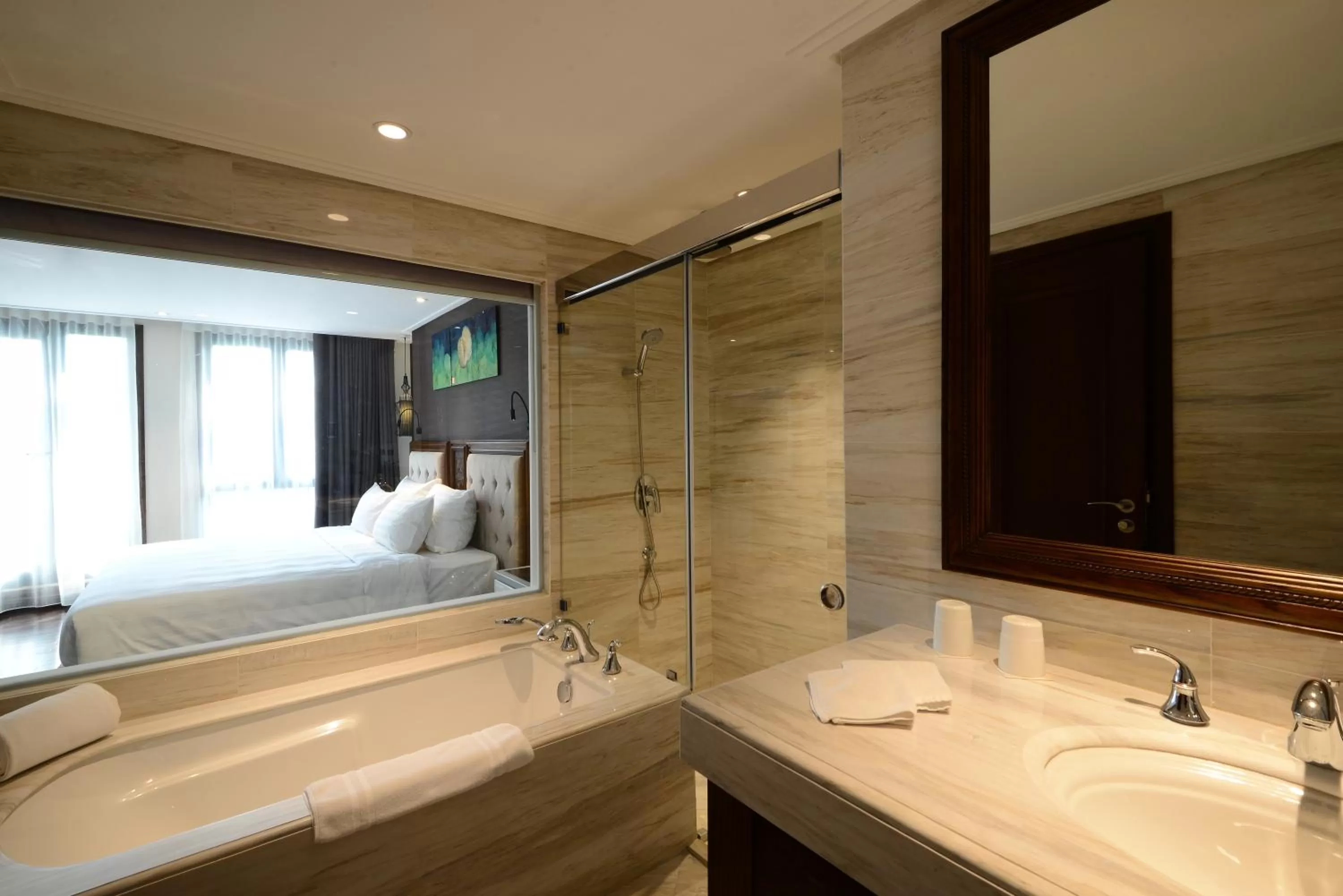 Bathroom, Bed in The Chi Boutique Hotel