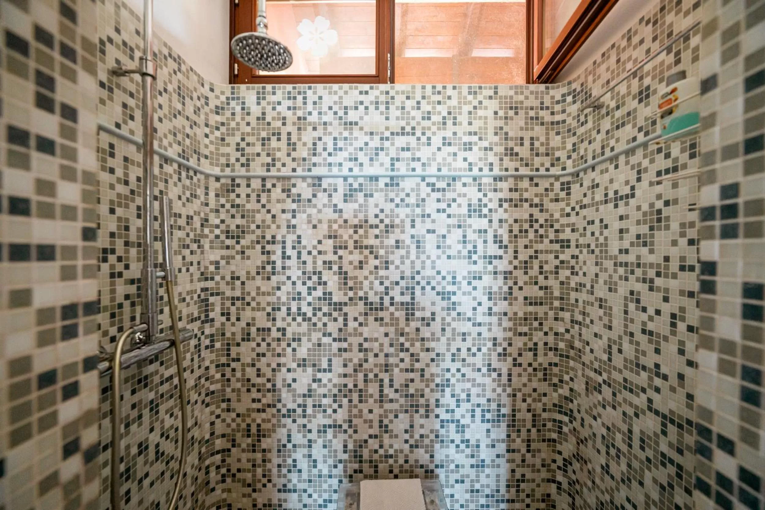 Shower, Bathroom in B&B Sweet Dreams