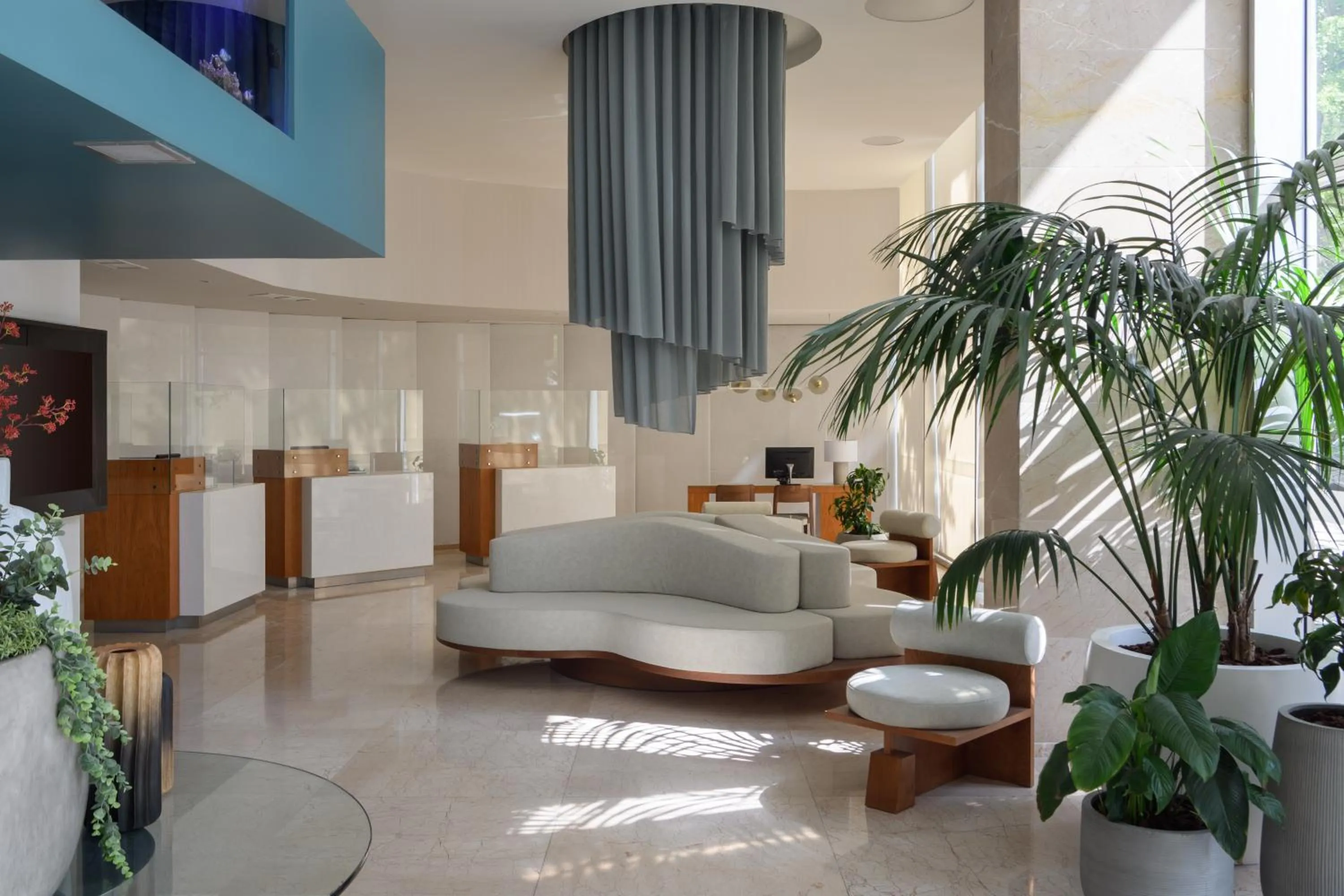 Lobby or reception in Melia Lisboa Oriente Hotel