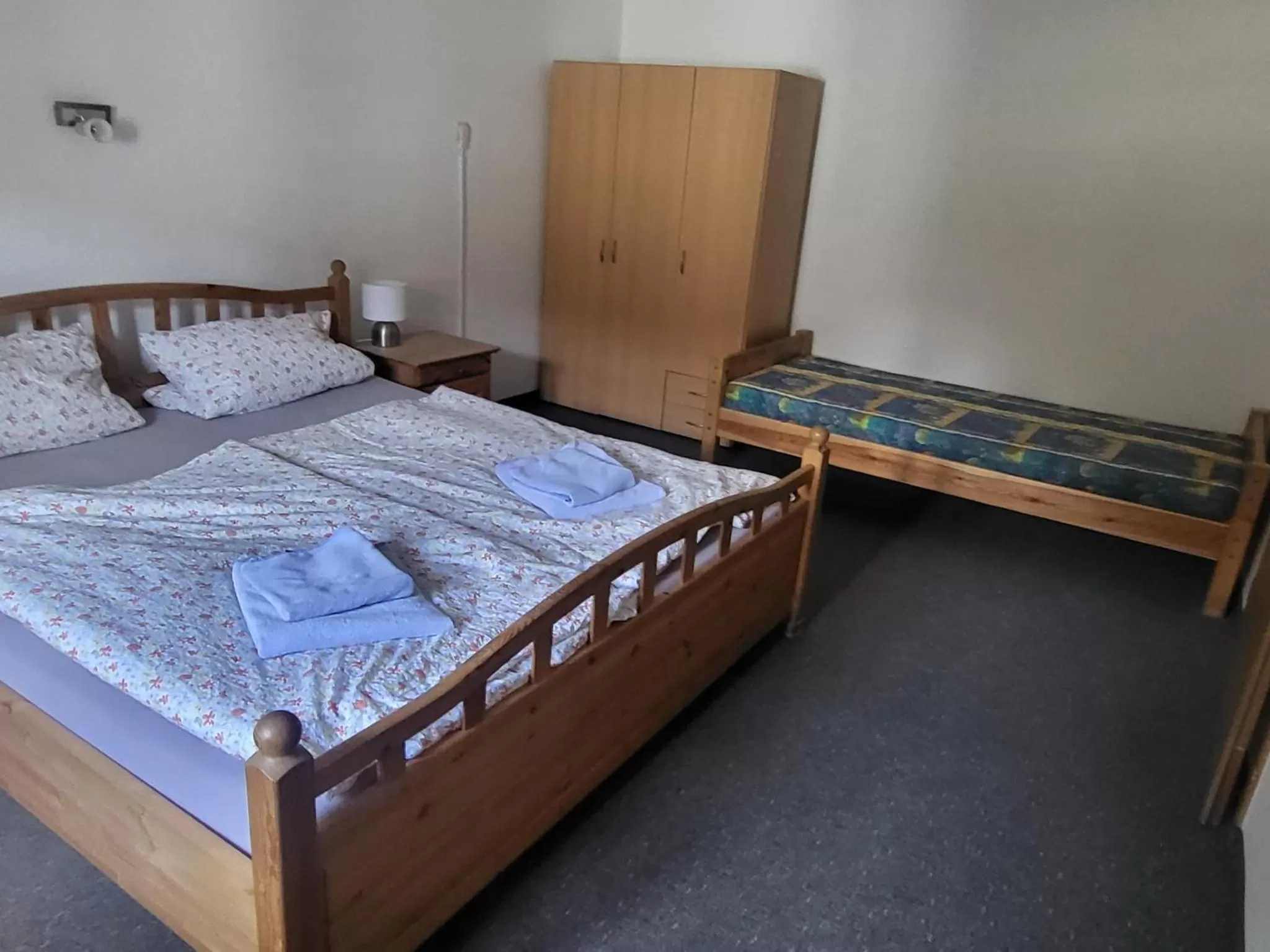 Bed in Gasthaus Staufenbrücke