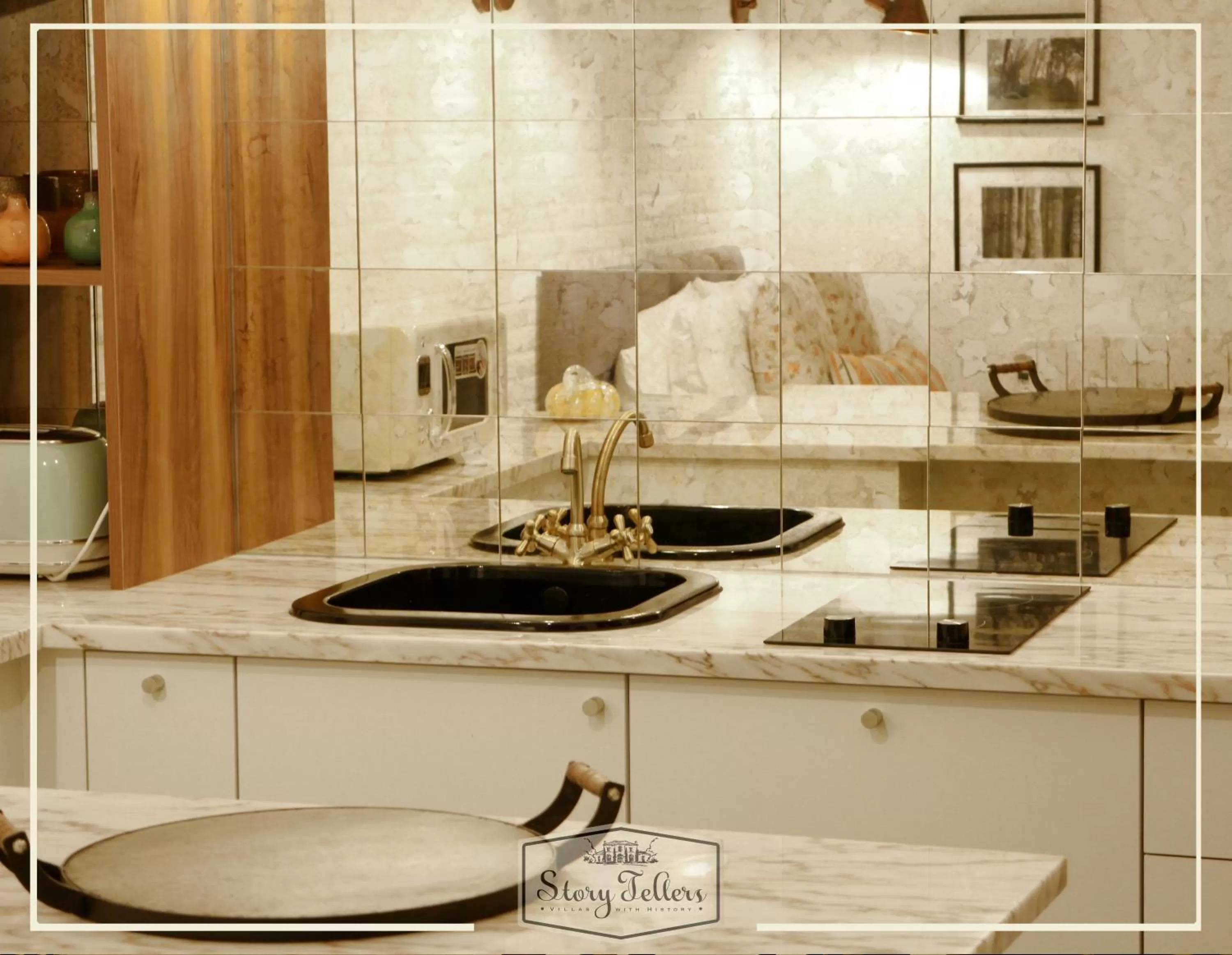 Kitchen or kitchenette in Storytellers Villas