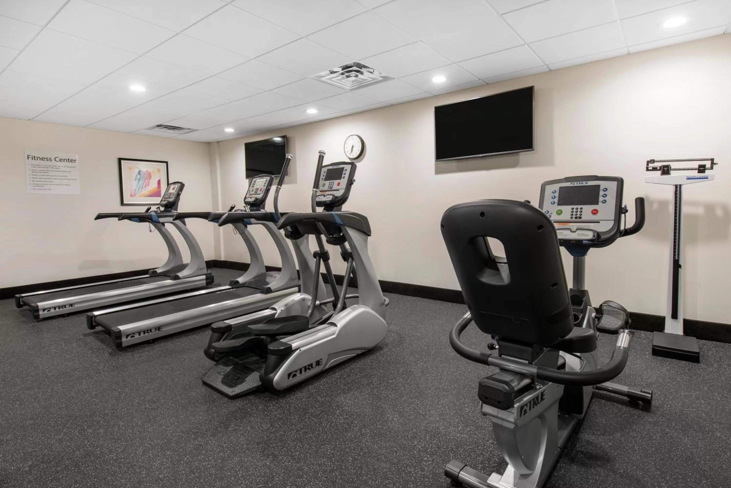 Fitness centre/facilities in Holiday Inn Savannah South - I-95 Gateway by IHG
