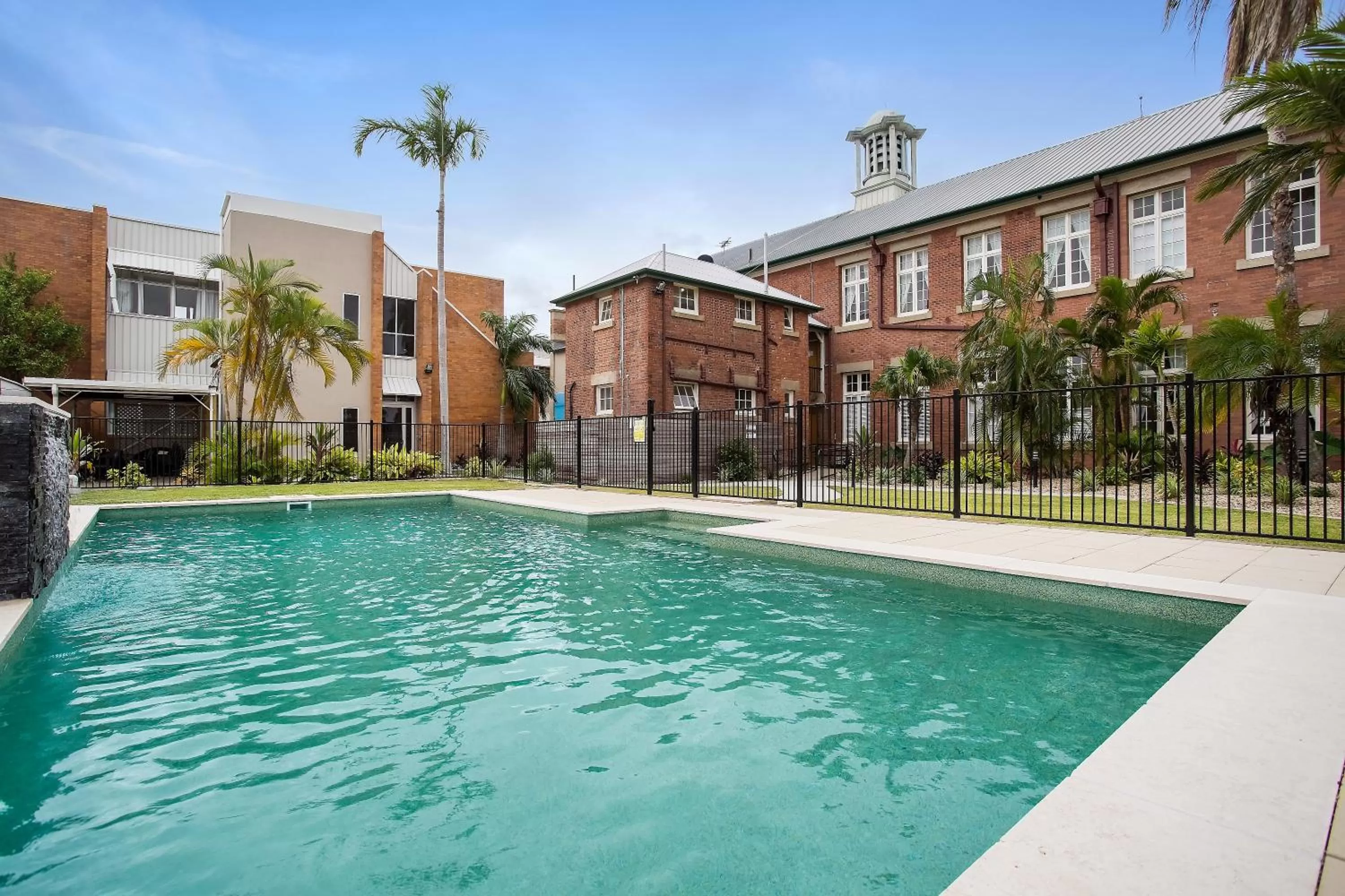 Swimming pool in Quality Hotel Regent Rockhampton