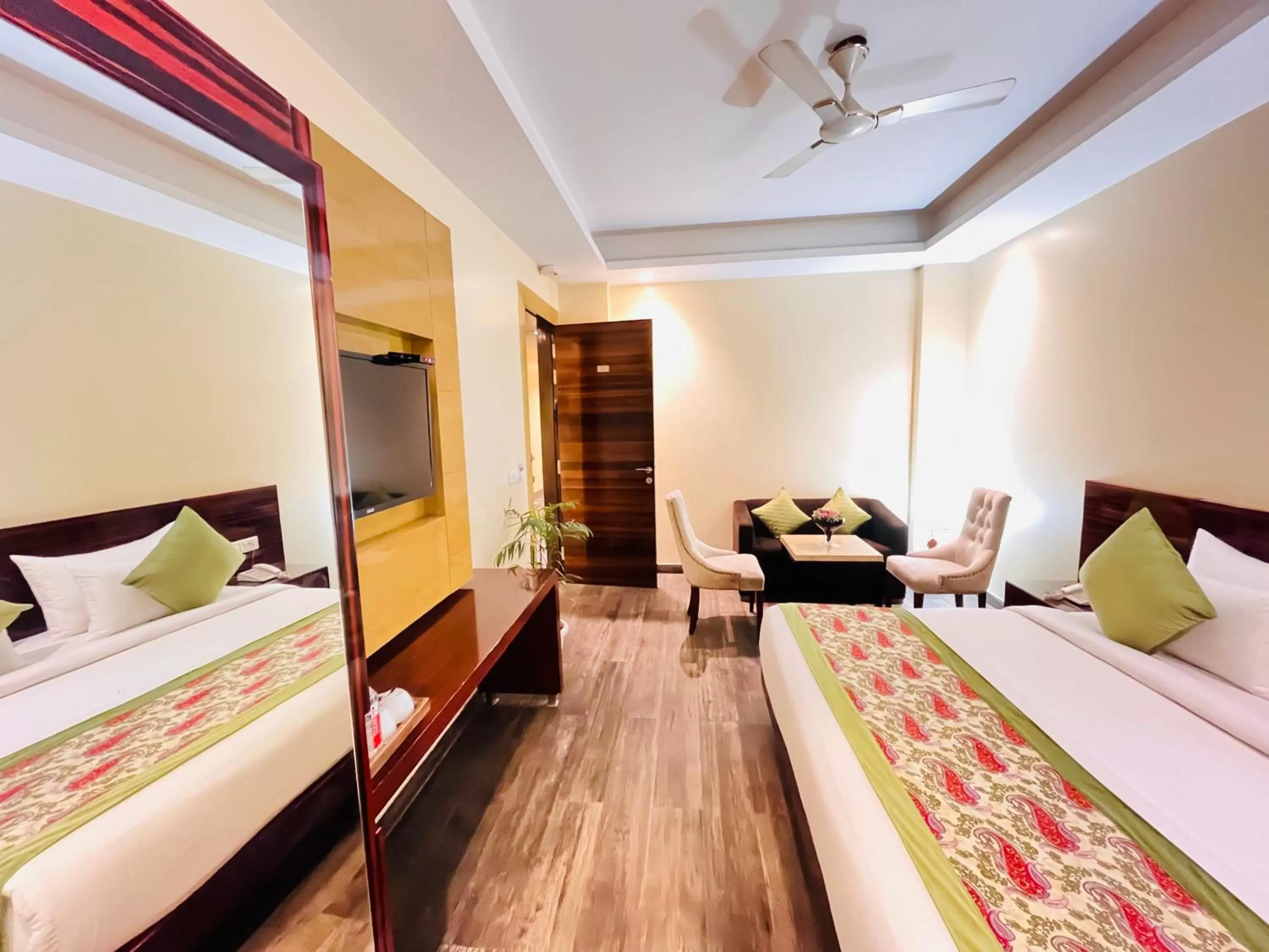 Bed in Hotel Banz near Delhi Airport