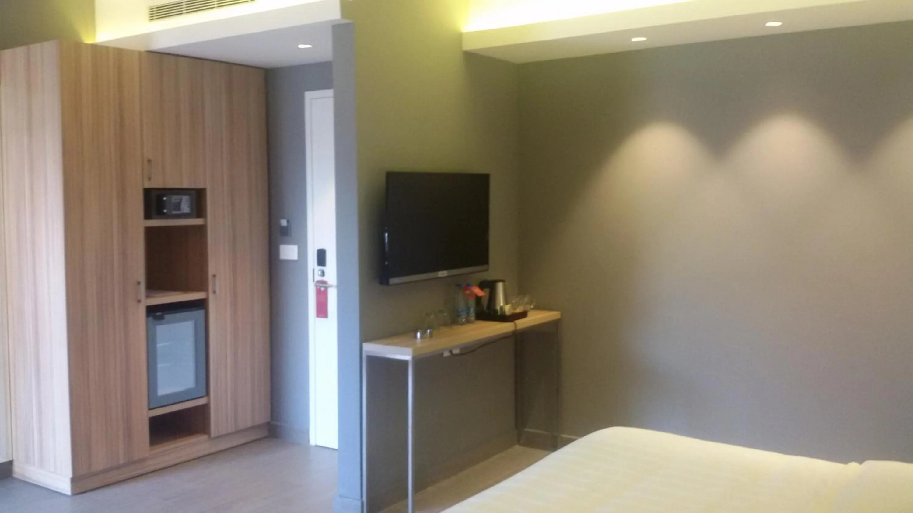 Bedroom, Bed in Caramel Boutique Hotel