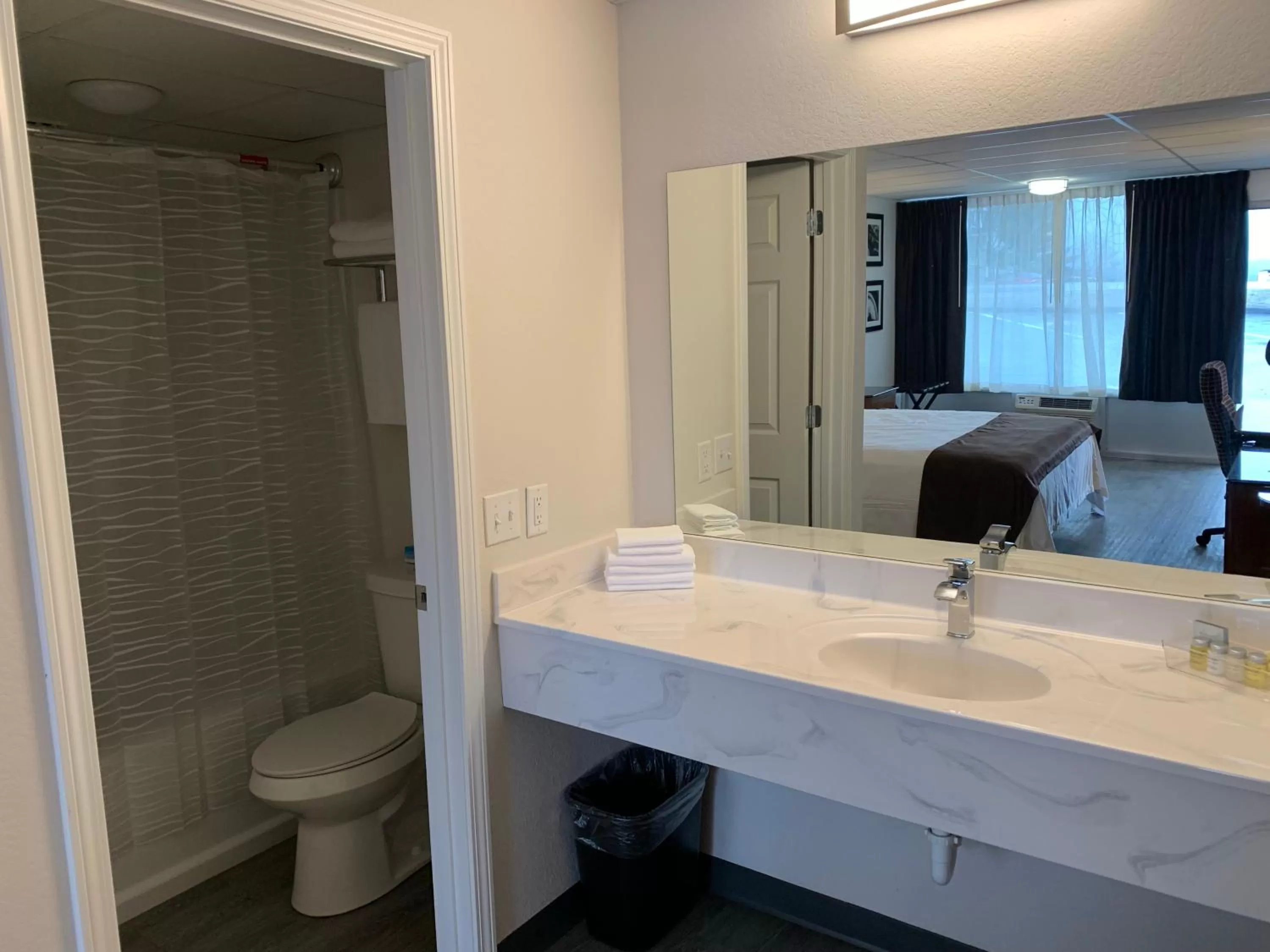 Bathroom in The Branson Welcome Inn