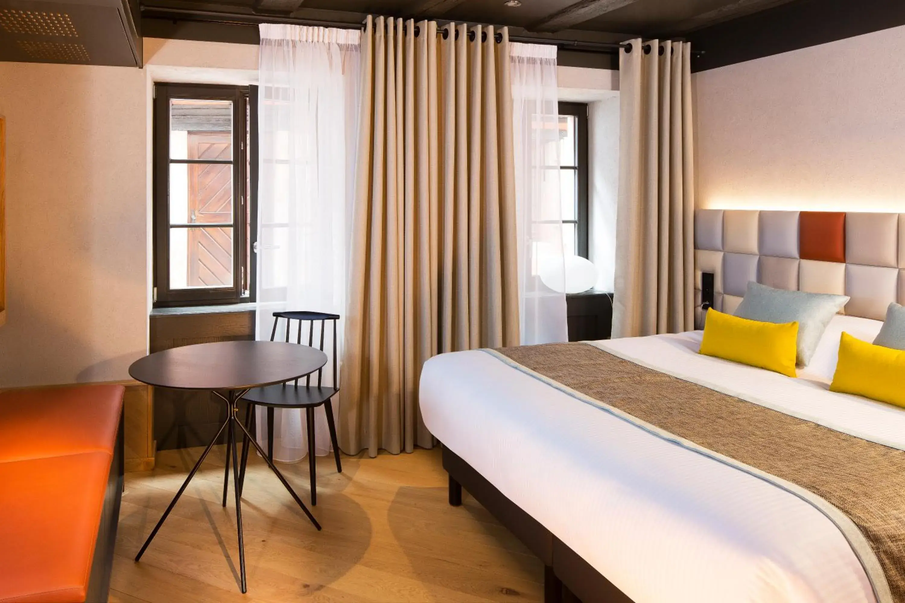 Deluxe Double Room in Hotel Le Colombier Suites Deluxe Double Room in Hotel Le Colombier Suites