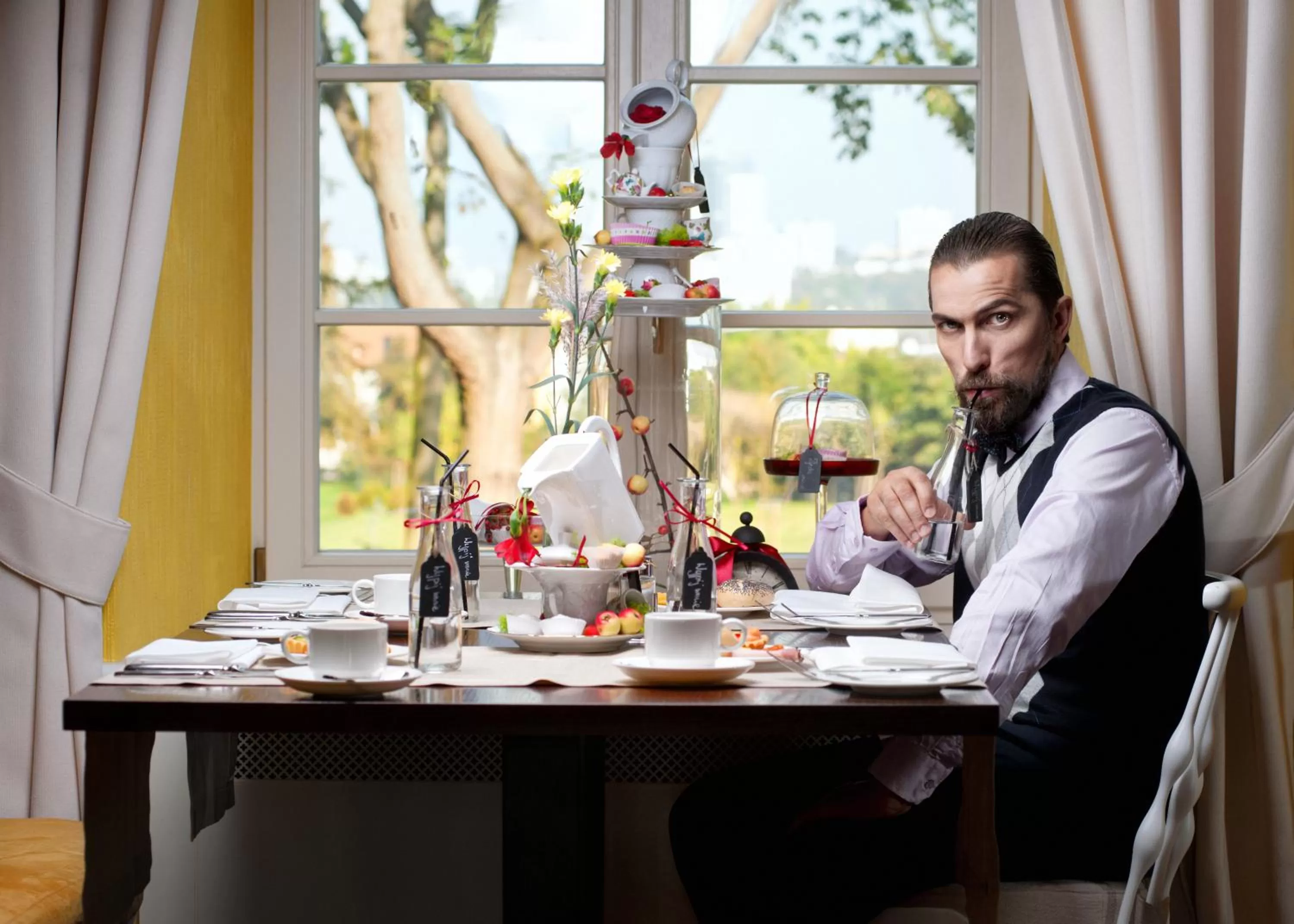 Food and drinks in Relais & Châteaux Hotel Quadrille - Adults Only