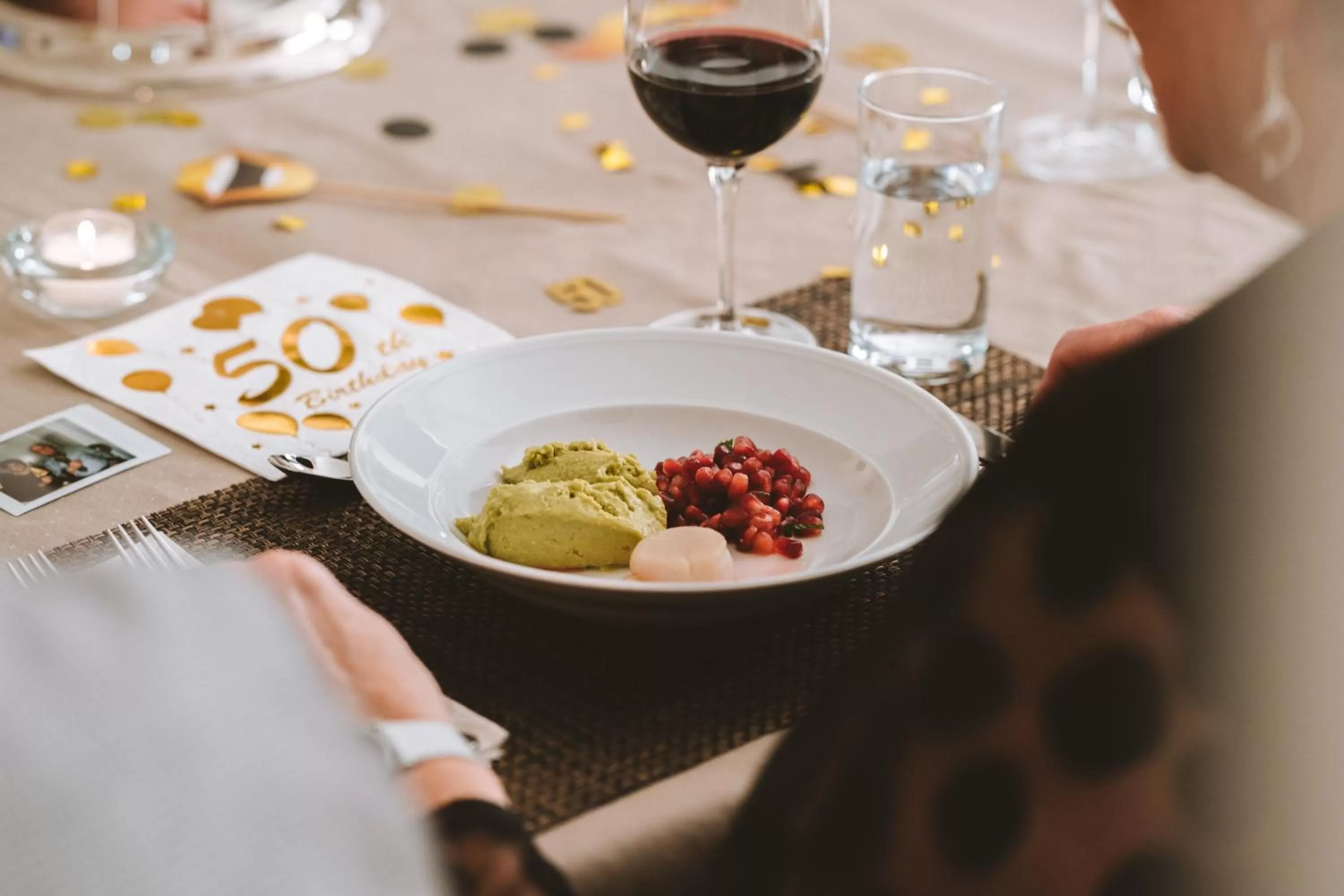 Restaurant/places to eat in Verena's Boutique Villa au lac