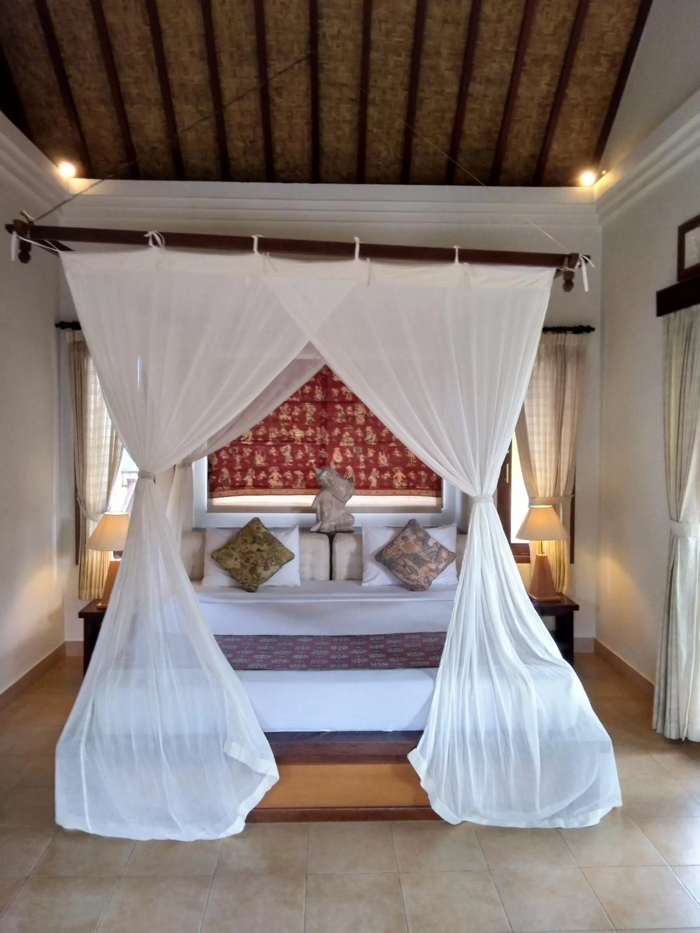 Bed in Ubud Lestari Bungalows