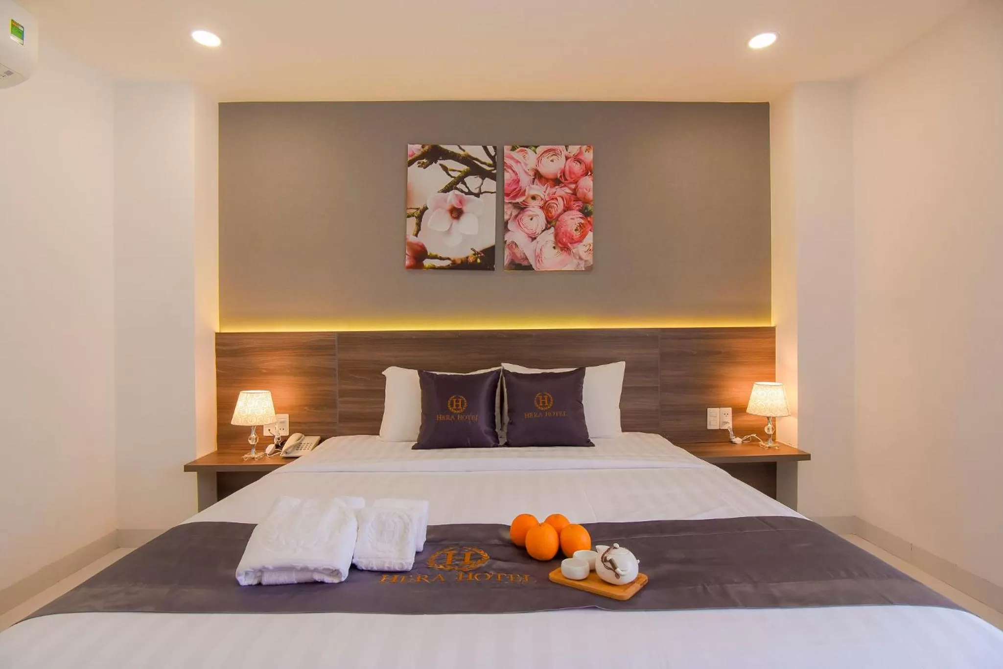 Bed in Hera Hotel Airport