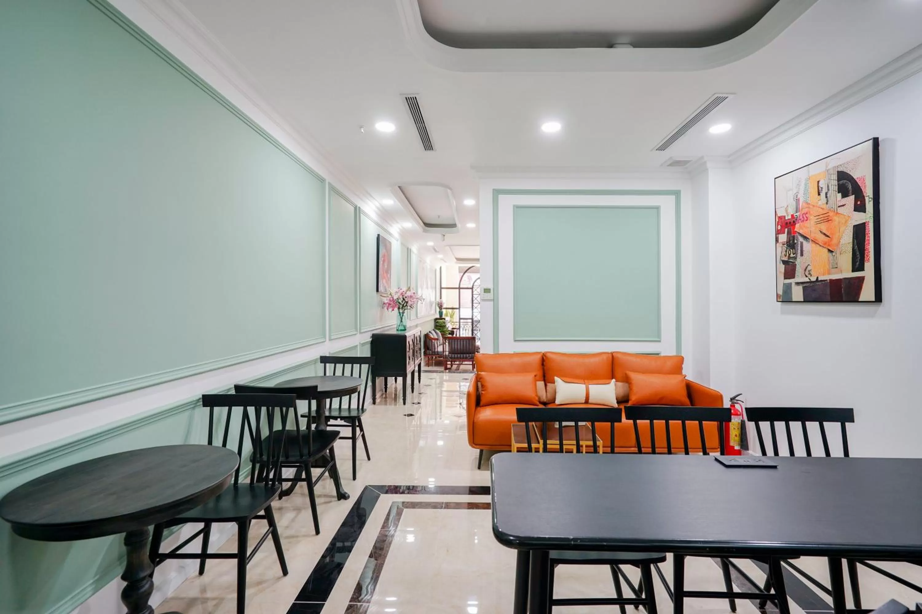 Lobby or reception in SAZI HOTEL - BÙI THỊ XUÂN