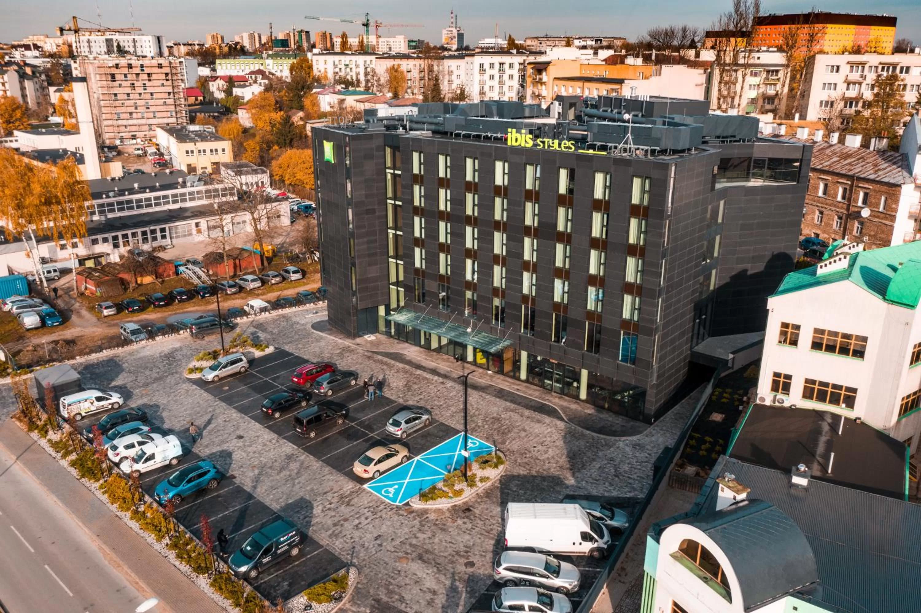 Facade/entrance in ibis Styles Lublin Stare Miasto