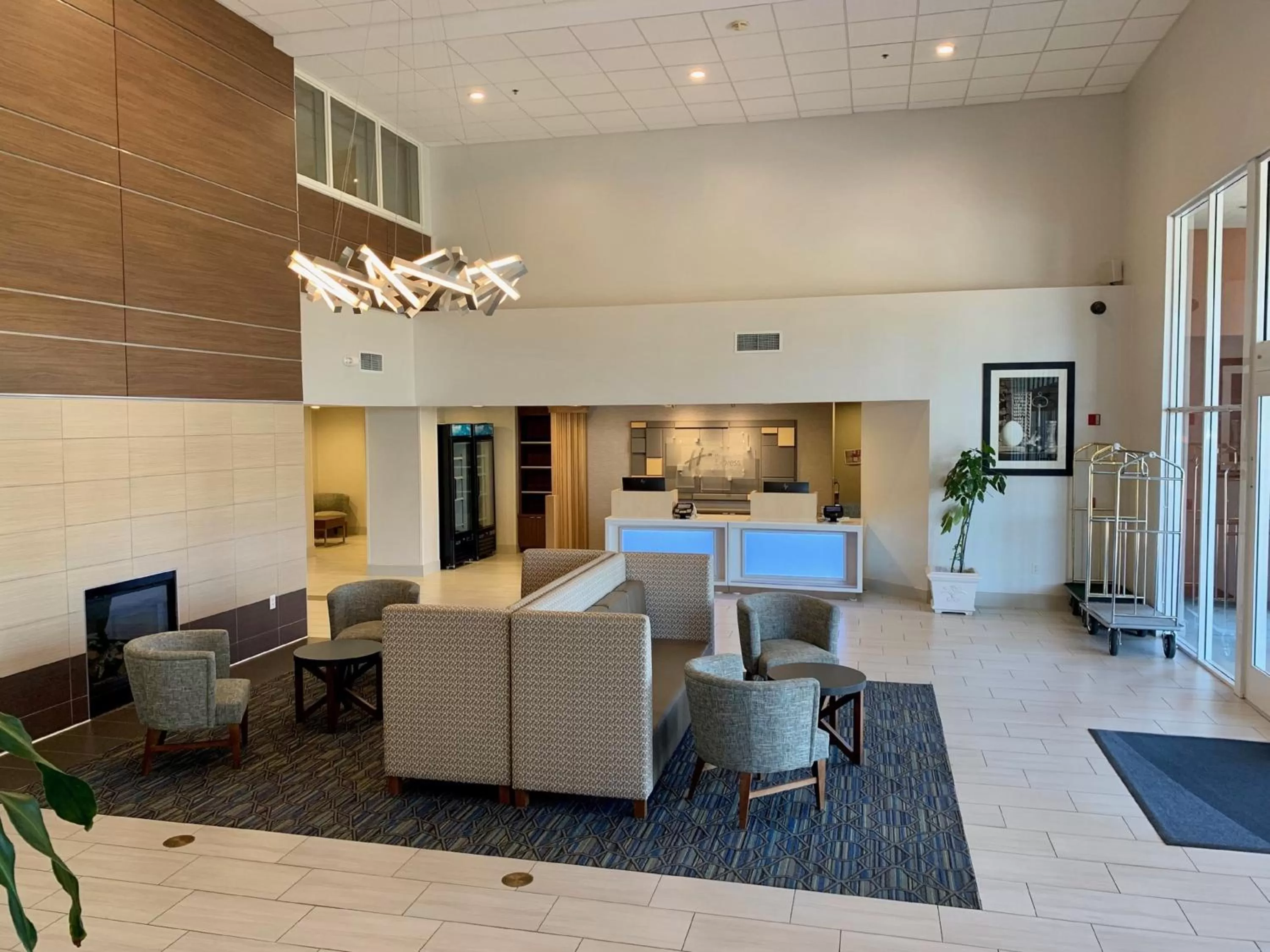 Property building in Holiday Inn Express & Suites Tracy by IHG