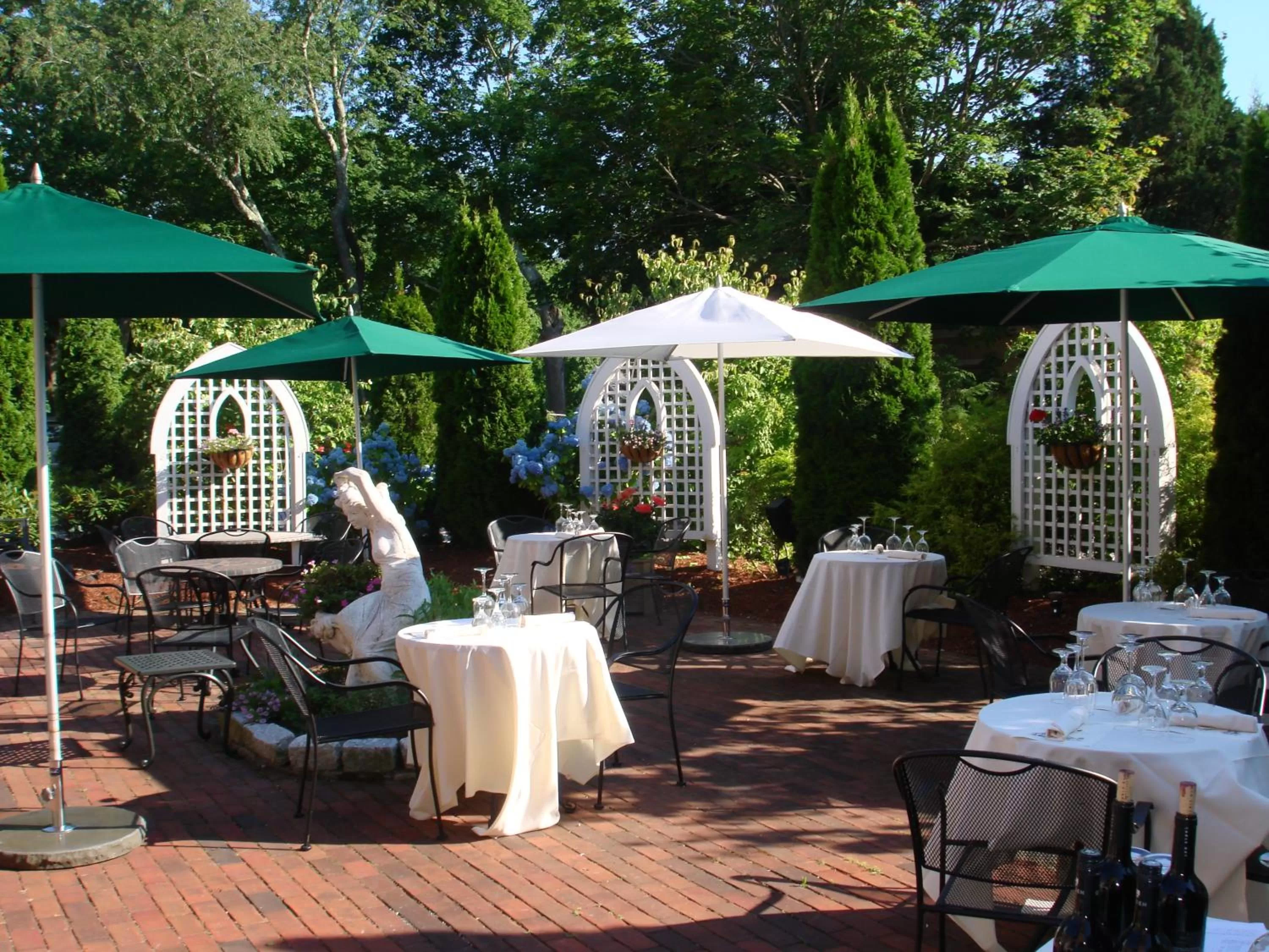 Restaurant/places to eat in Belfry Inn and Bistro