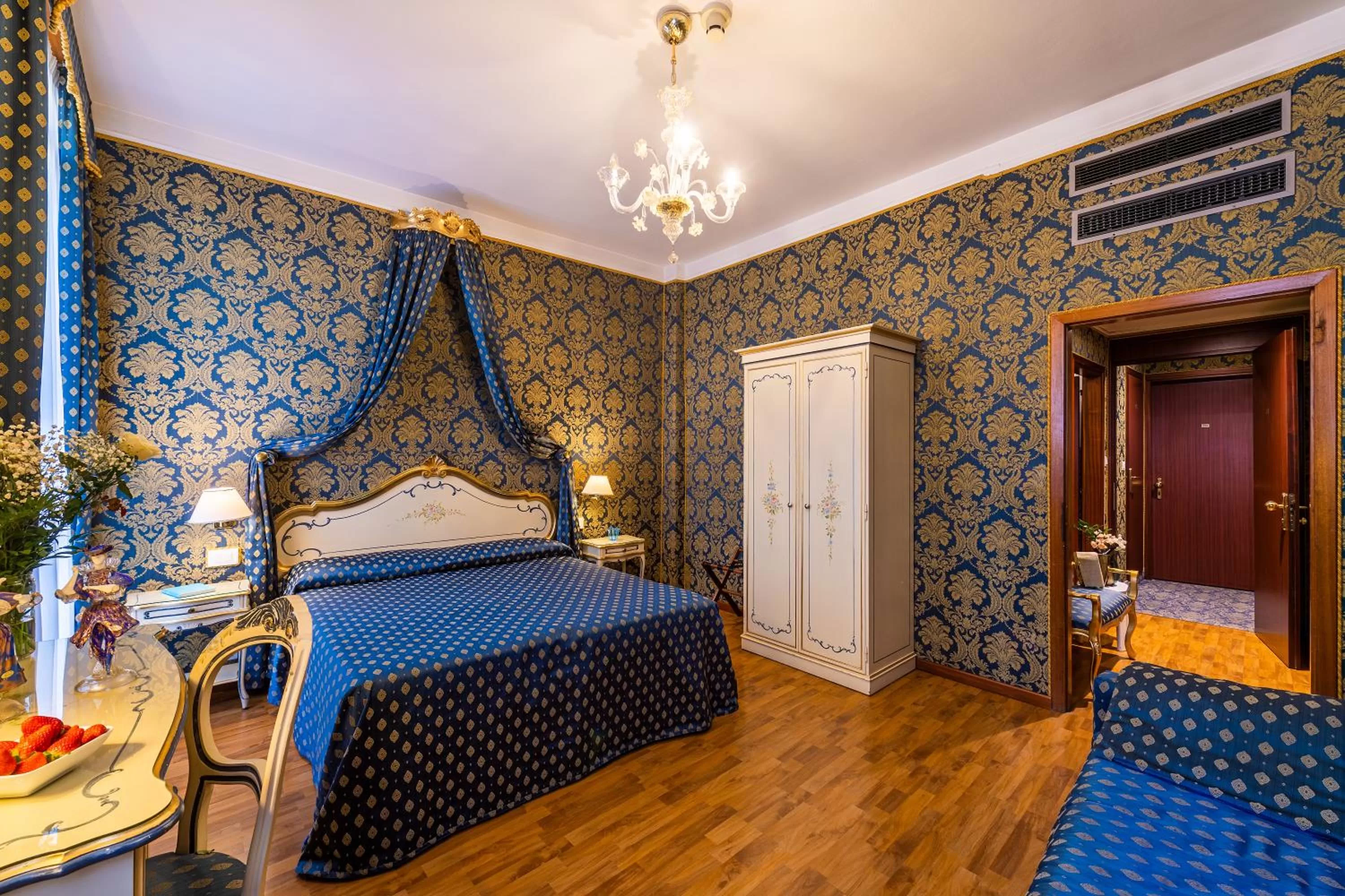 Photo of the whole room, Bed in Al Gazzettino