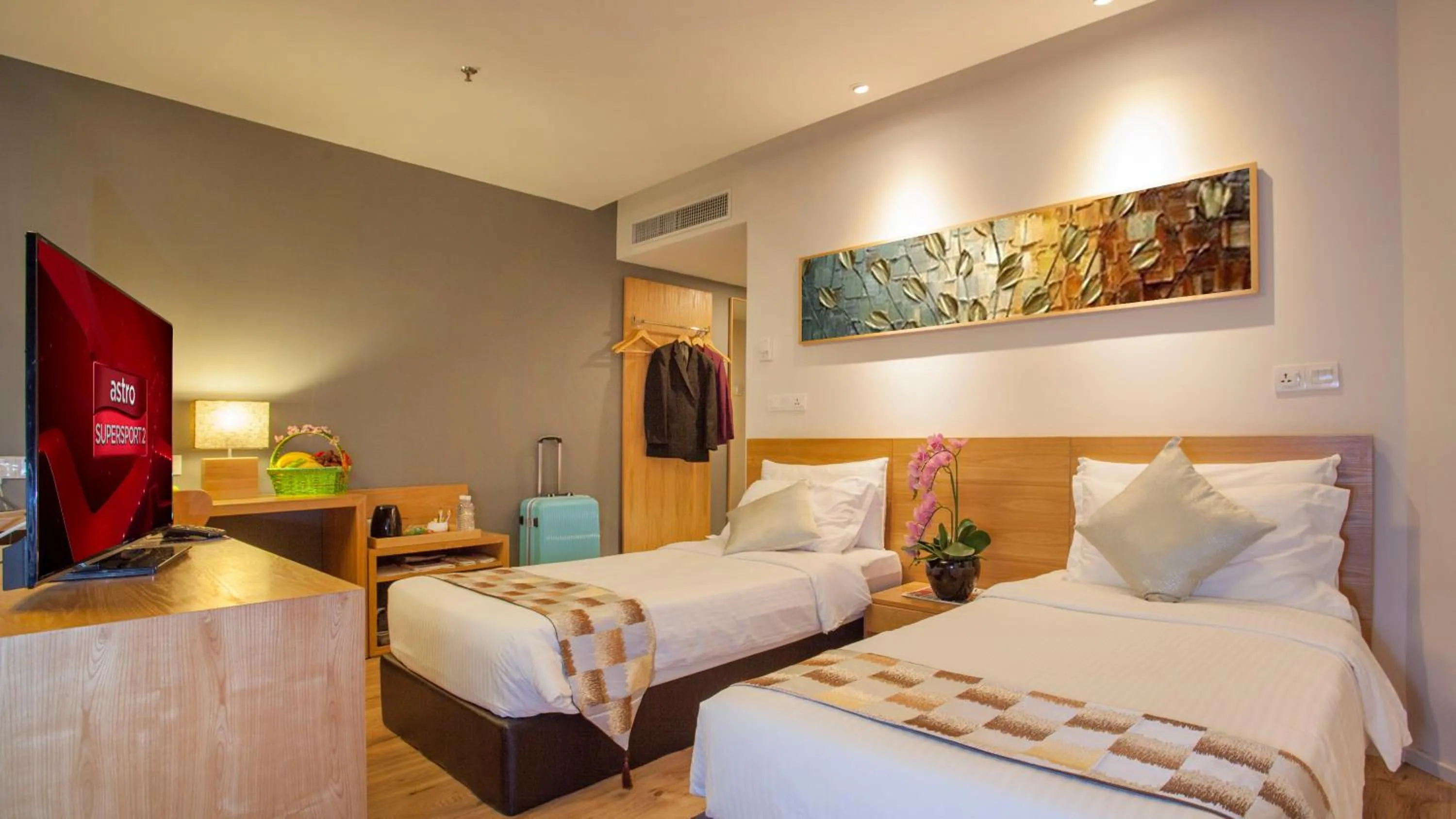 Photo of the whole room, Bed in de King Hotel KLCC