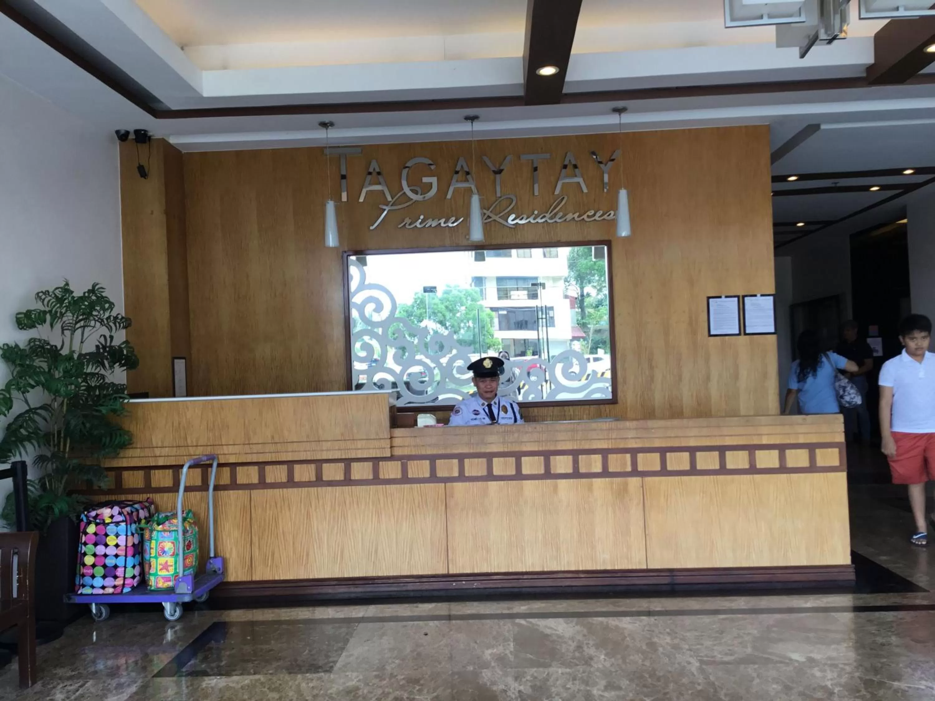 Condo with Free Swimming Pool & Viewing Deck