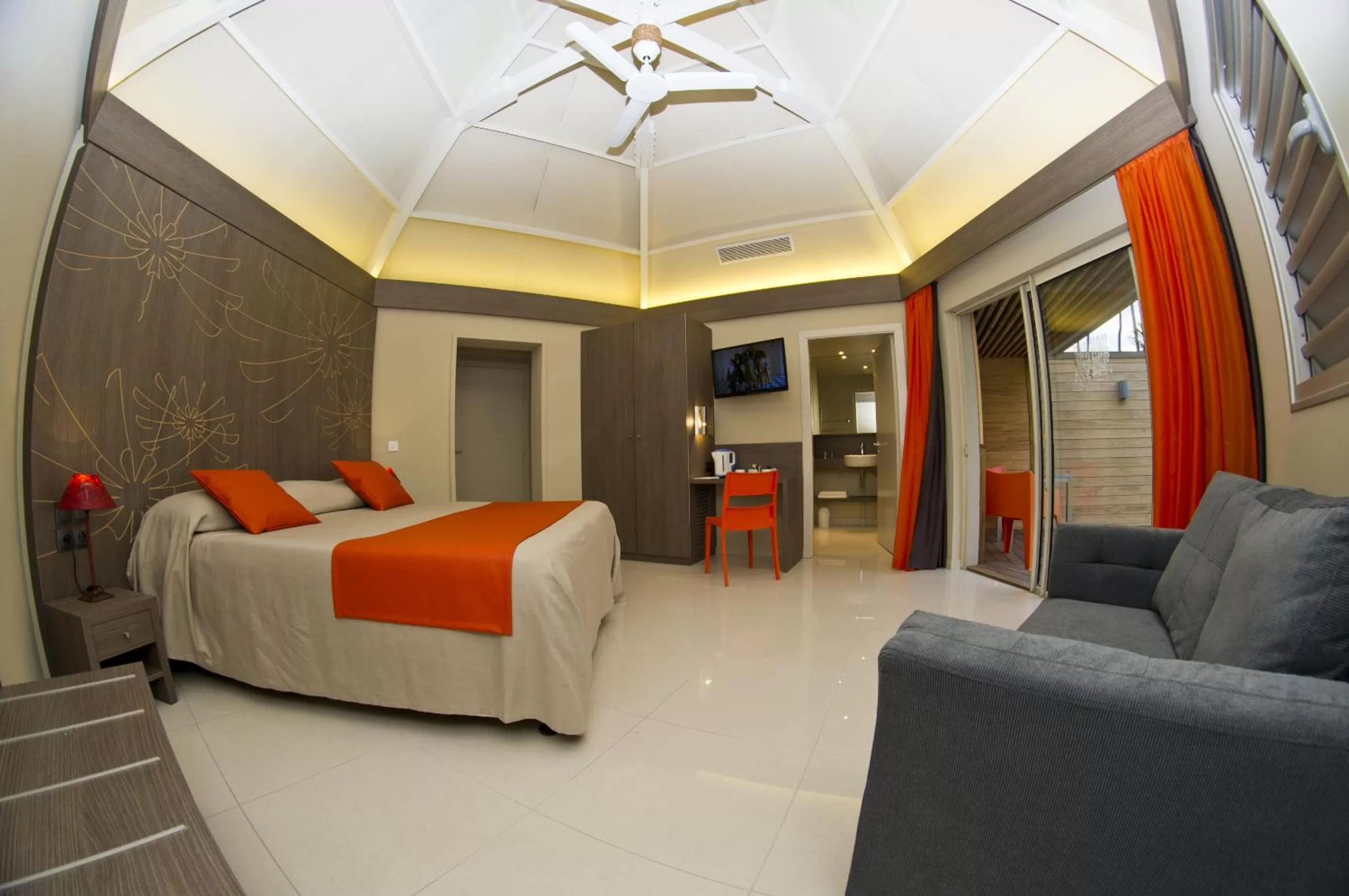 Photo of the whole room, Bed in Hotel Koulnoue Village