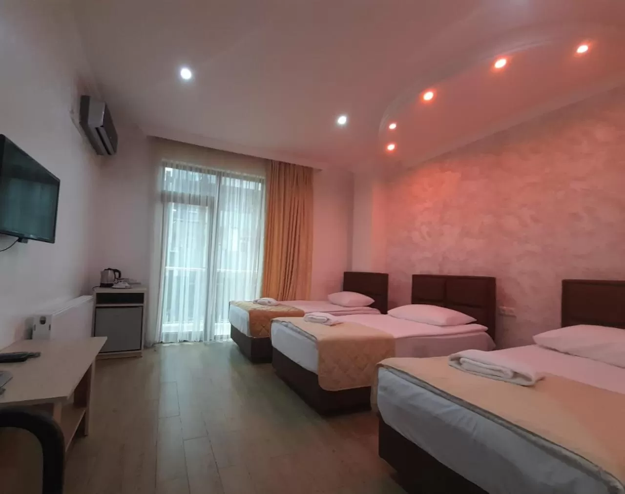 Bed in Hotel Royal Palace